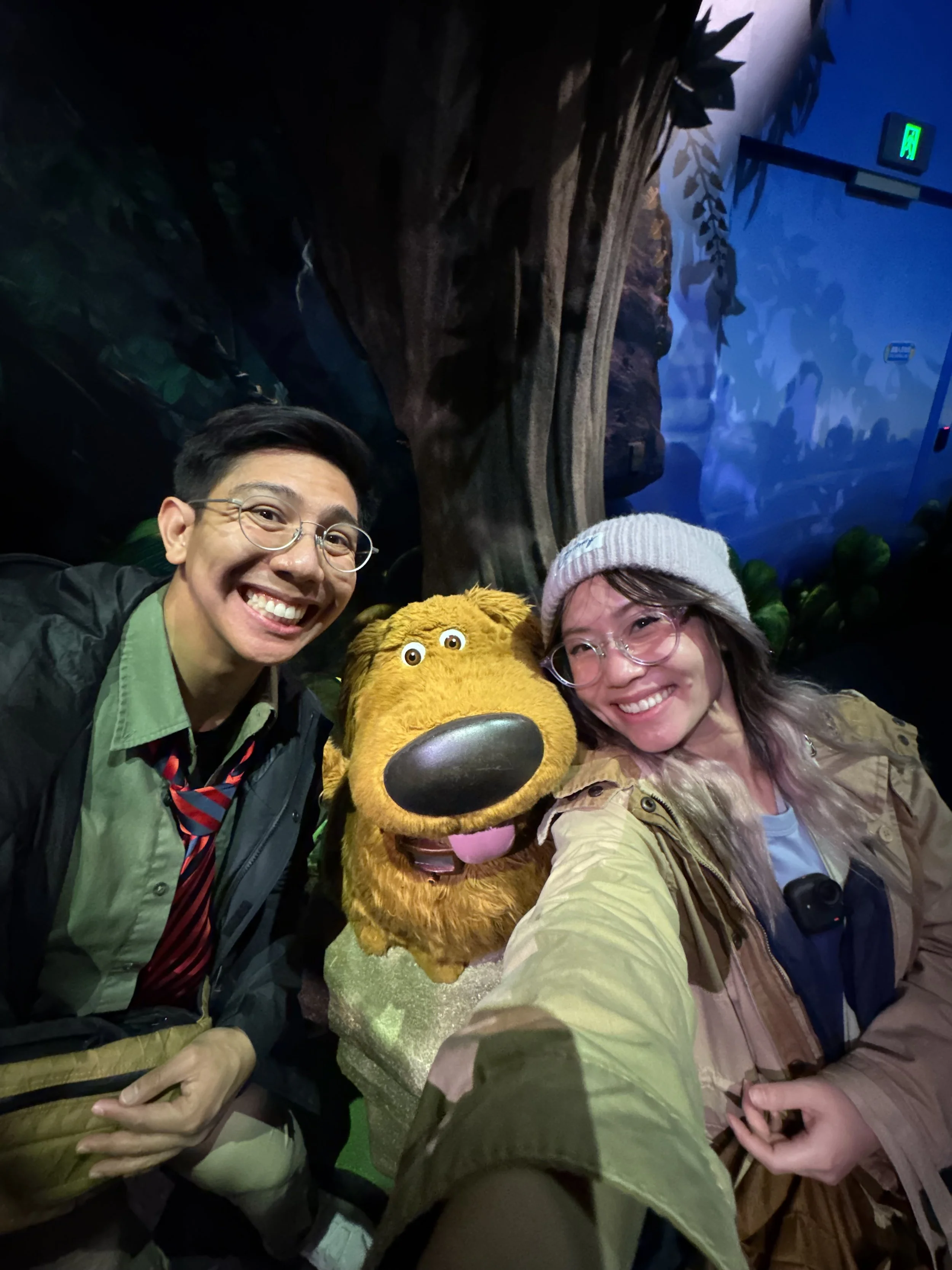  Picture with Dug statue from Up 