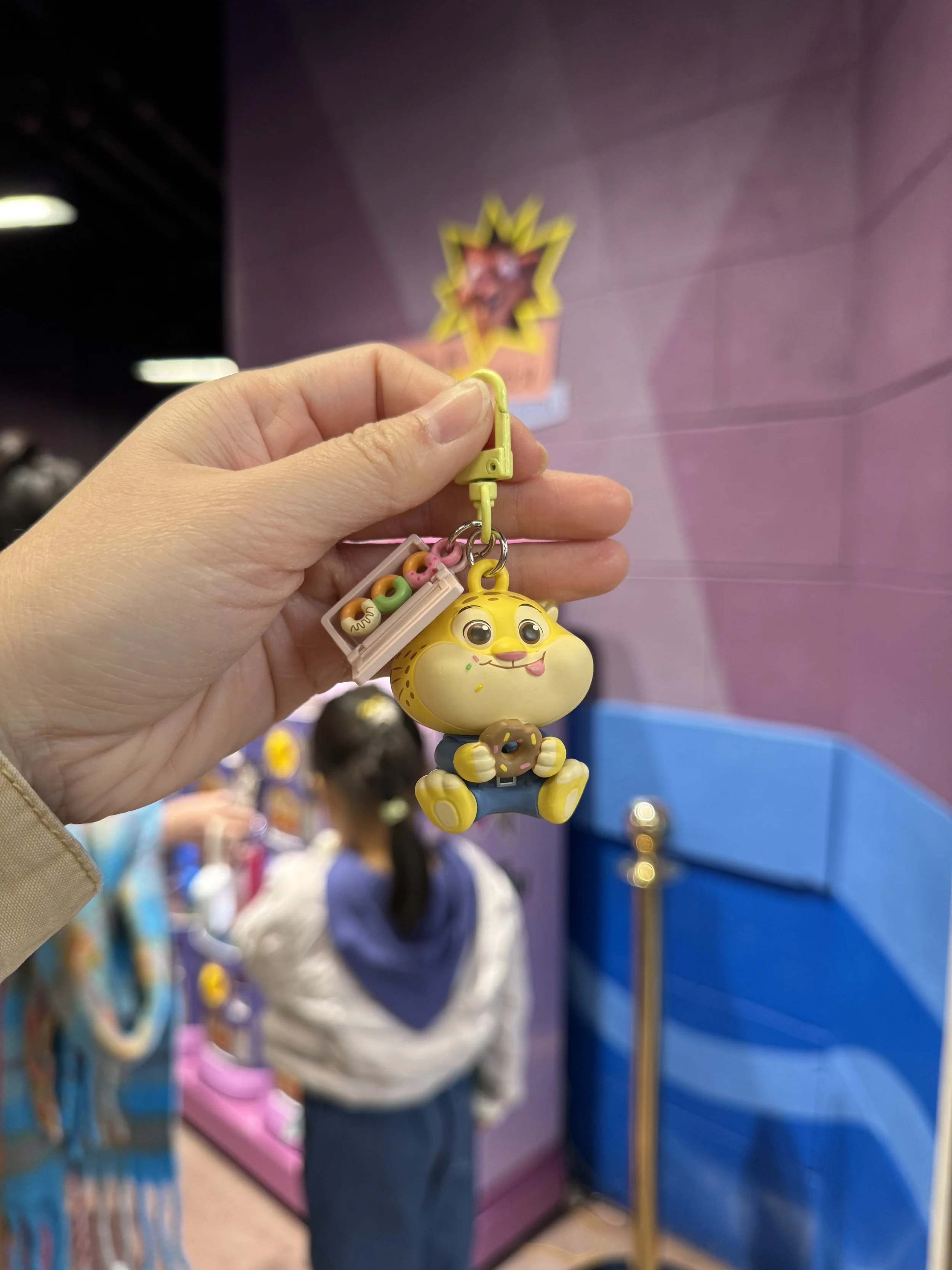  Clawhauser keychain from the gashapon machine 
