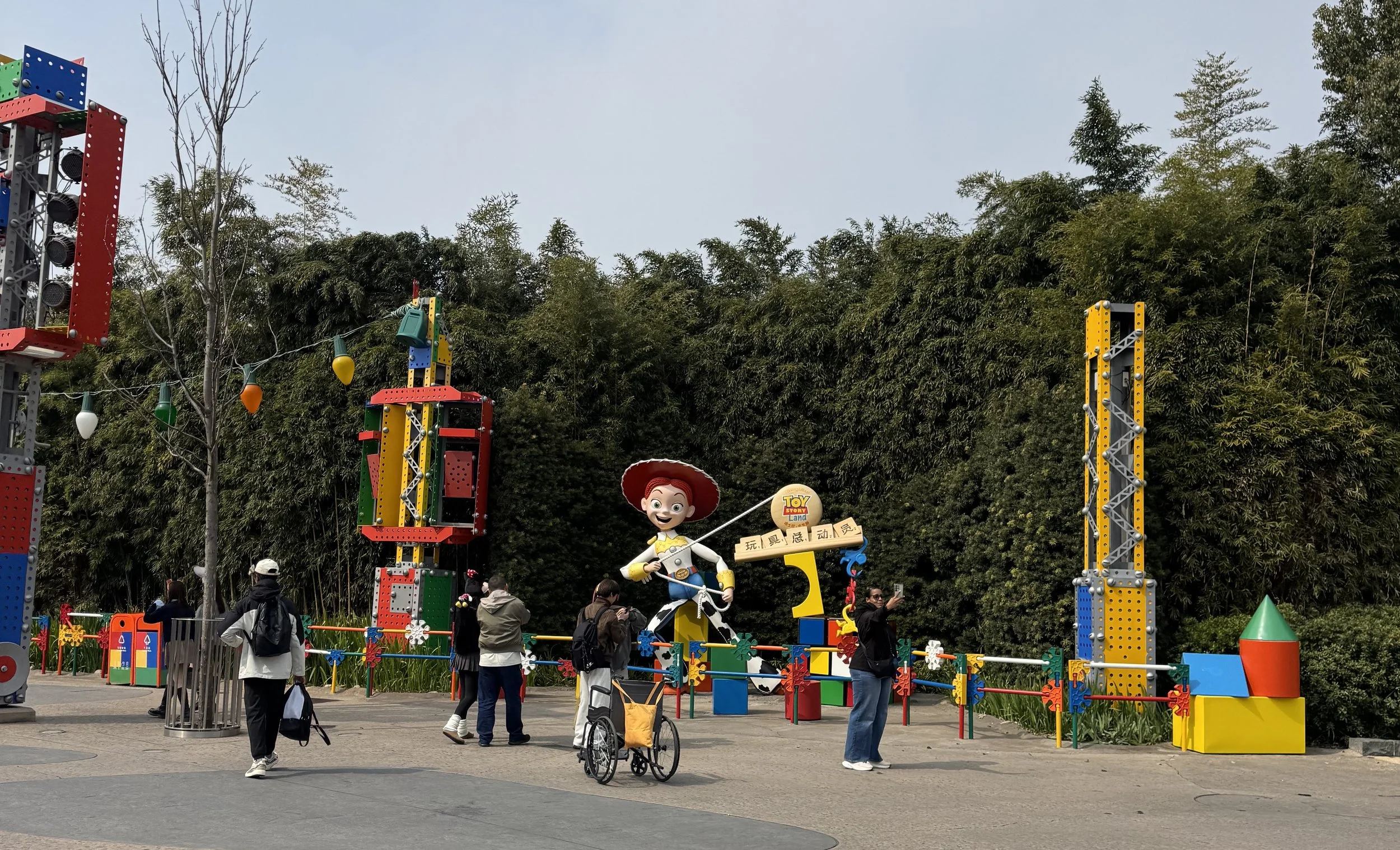  Toy Story Land entrance with Jesse statue 
