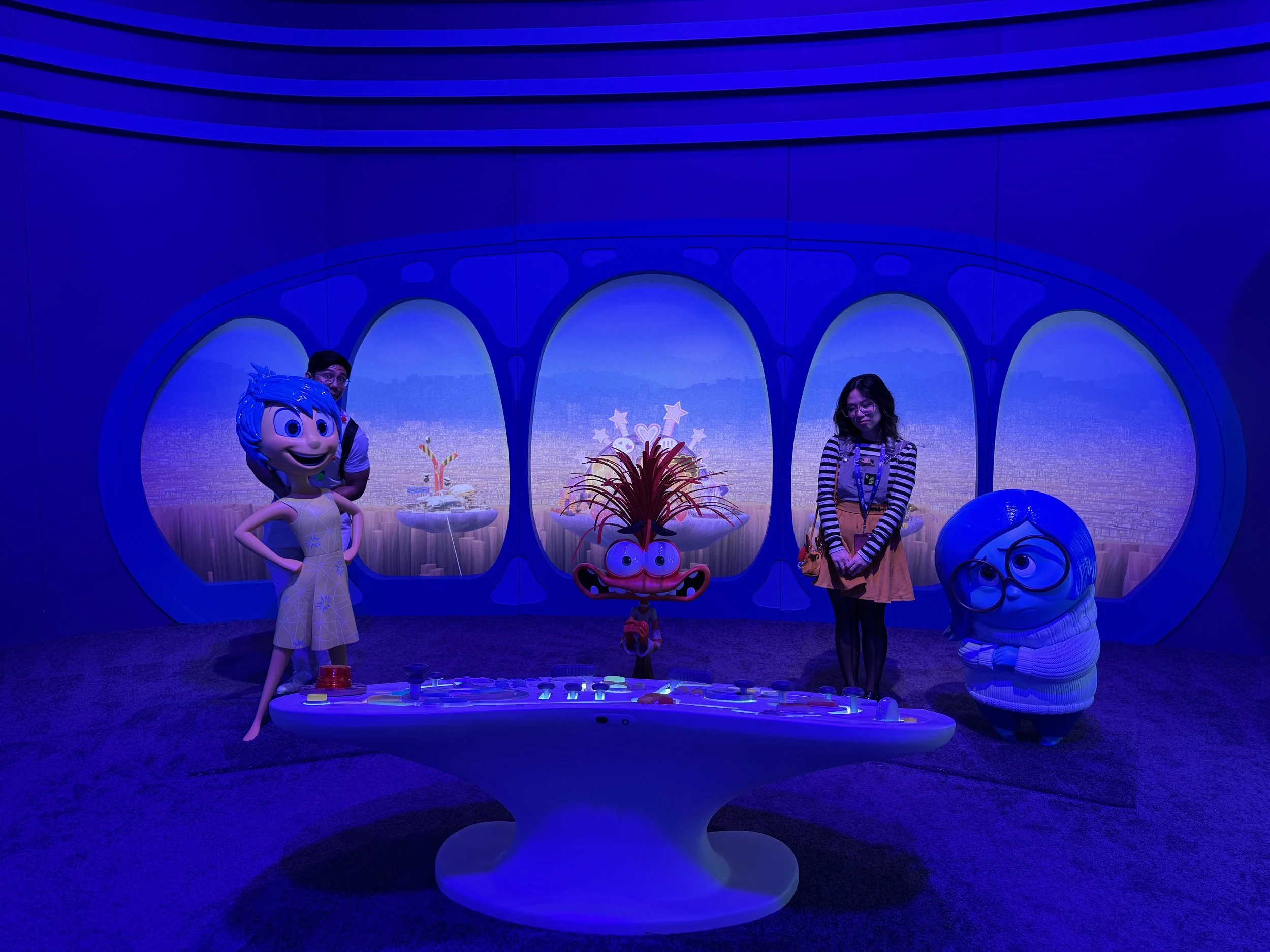  Inside Out headquarters in Mundo experience 