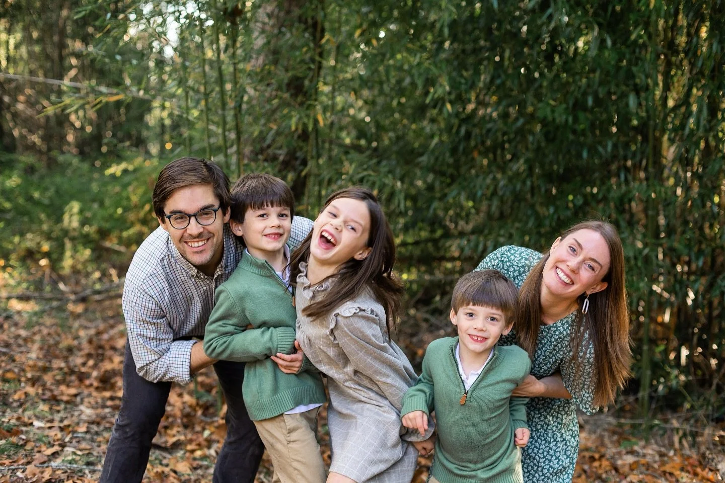 ✨ GIVEAWAY ✨ I am giving away a Fall mini-session to one lucky family! If you have already booked a mini-session, you will receive your entire gallery at no extra cost. Both prizes are a $200 value! 
.
To enter the giveaway:
1. Follow @direbloomphoto