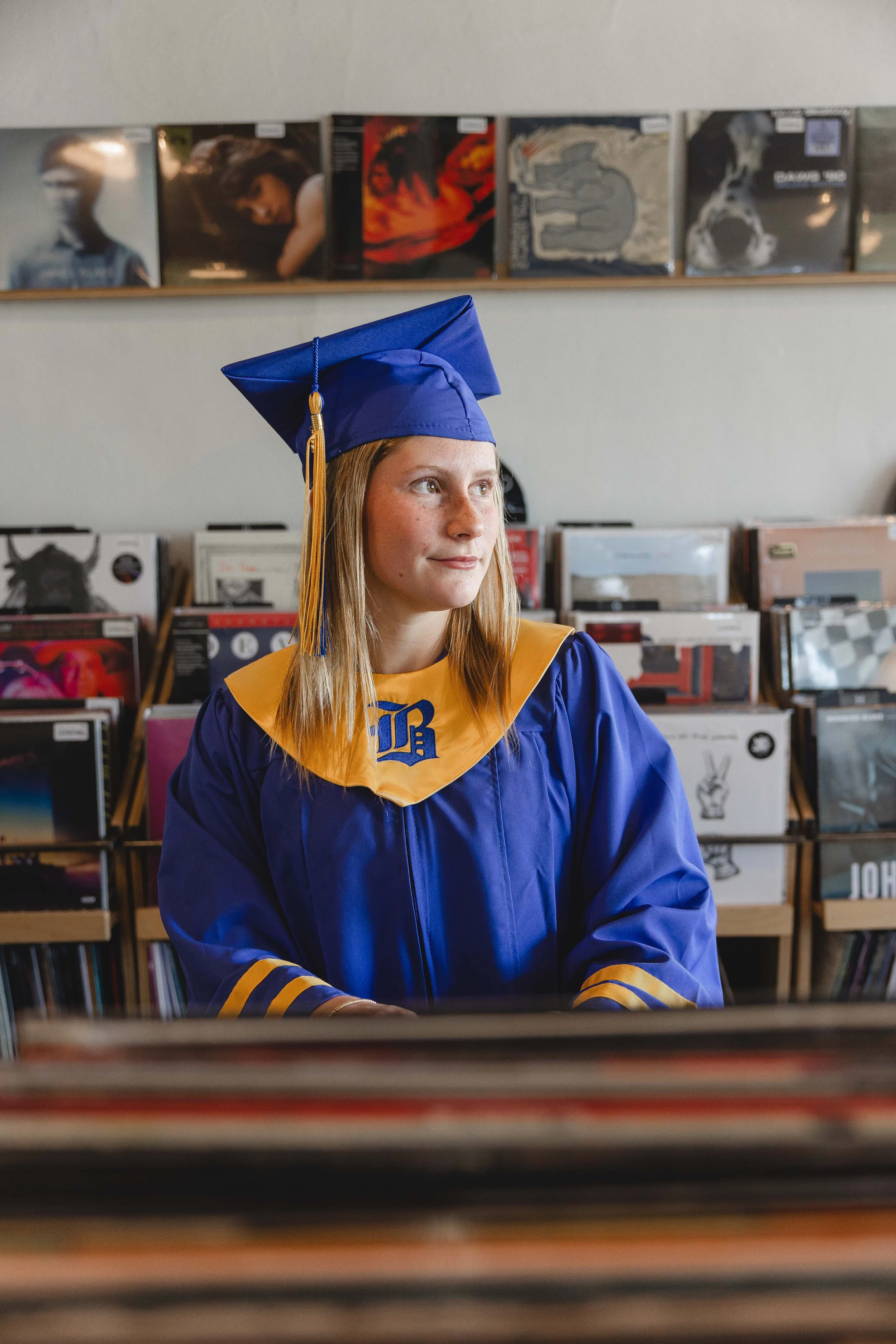 Alexis’ Senior Session at Yellow Racket Records | Chattanooga Senior Photographer