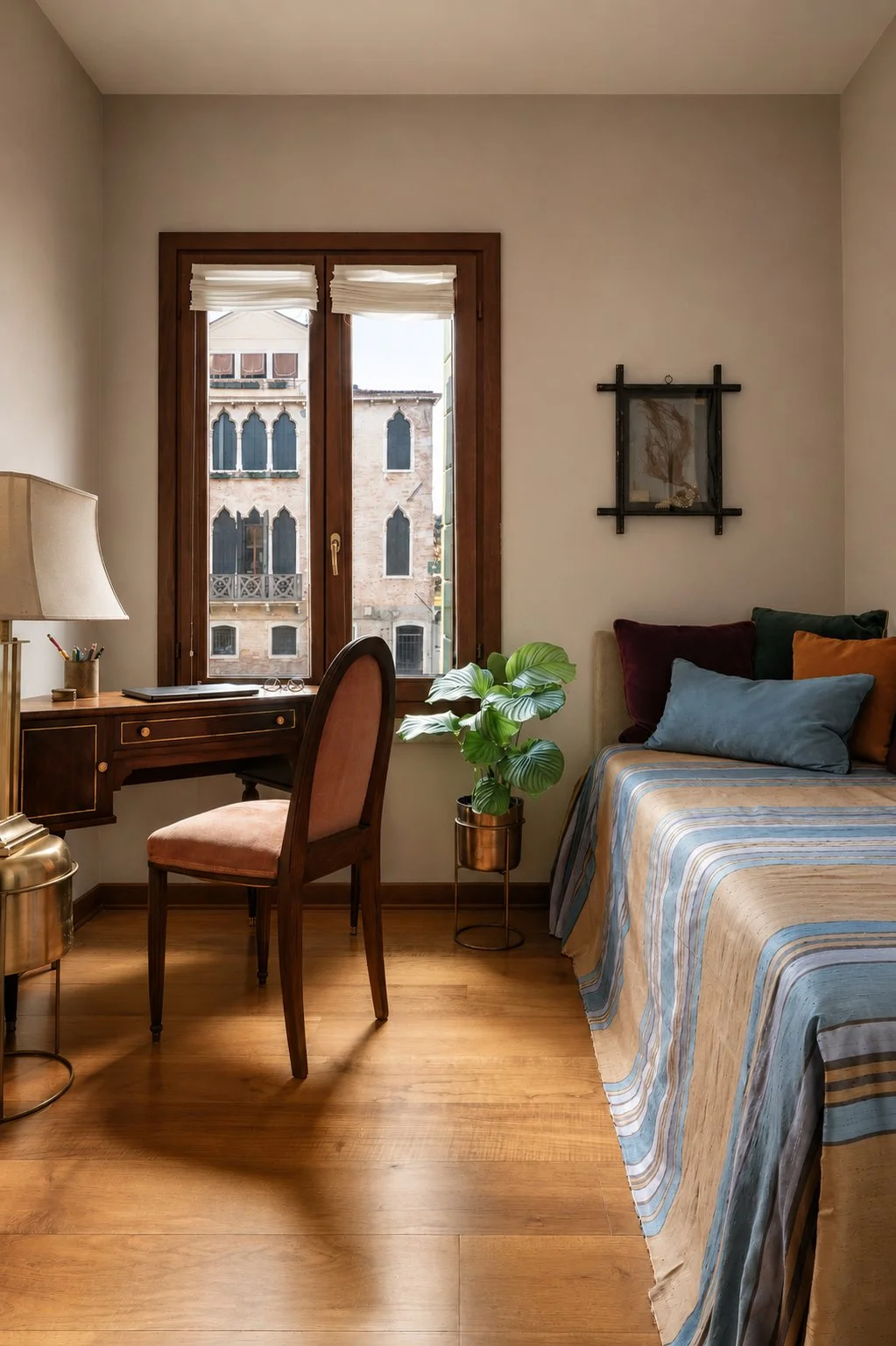 TESSA SAKHI_Venice 2591 Residence_Enrico Fiorese 19'.jpg