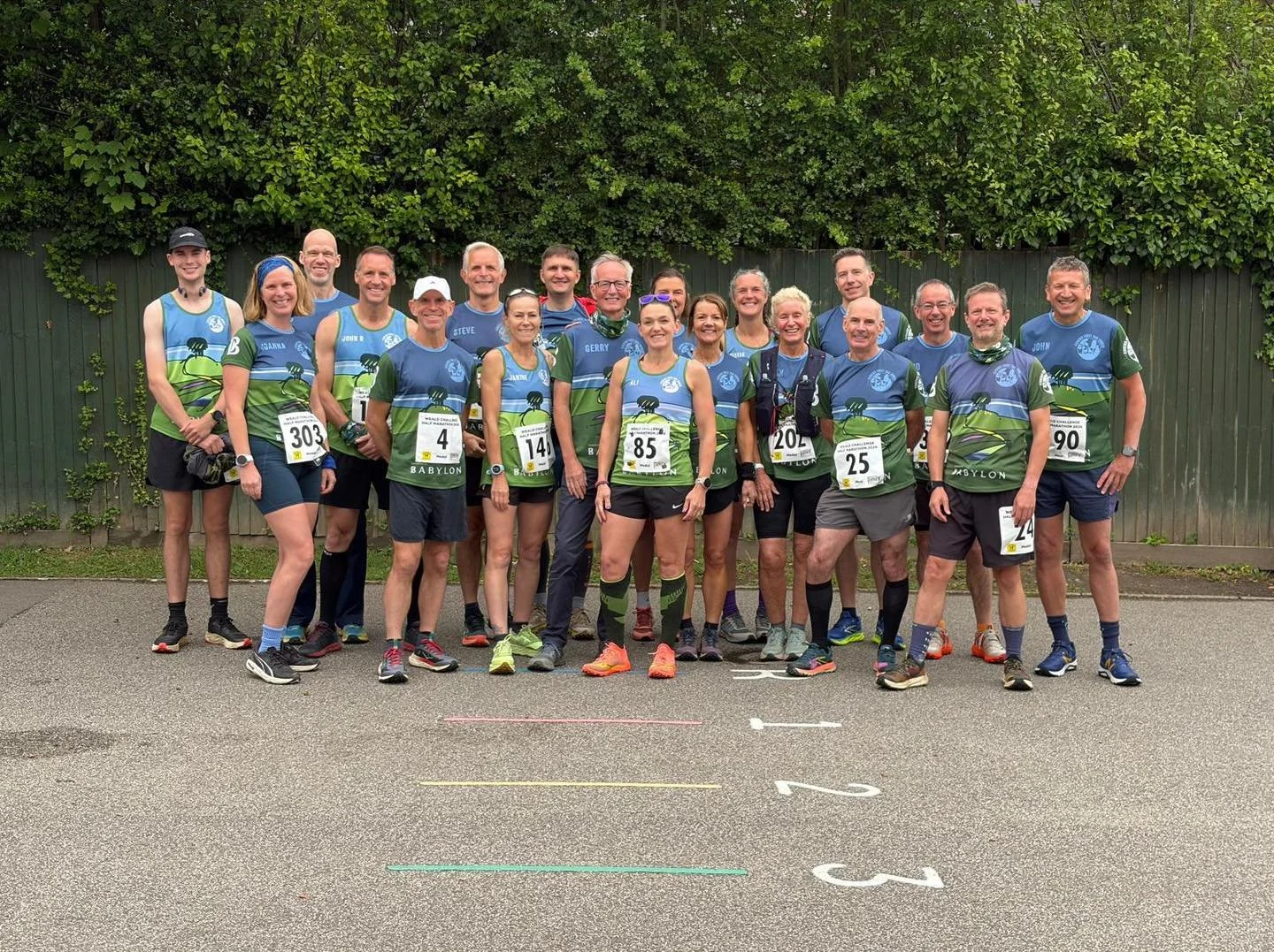 Today was a special day 💚 Look at all the runners from AFTR ready for the Weald Challenge! I think we had the biggest club representation this year 🥳 Such a fantastic Half Marathon event for all, well done everyone but especially to Nick, Ali and E