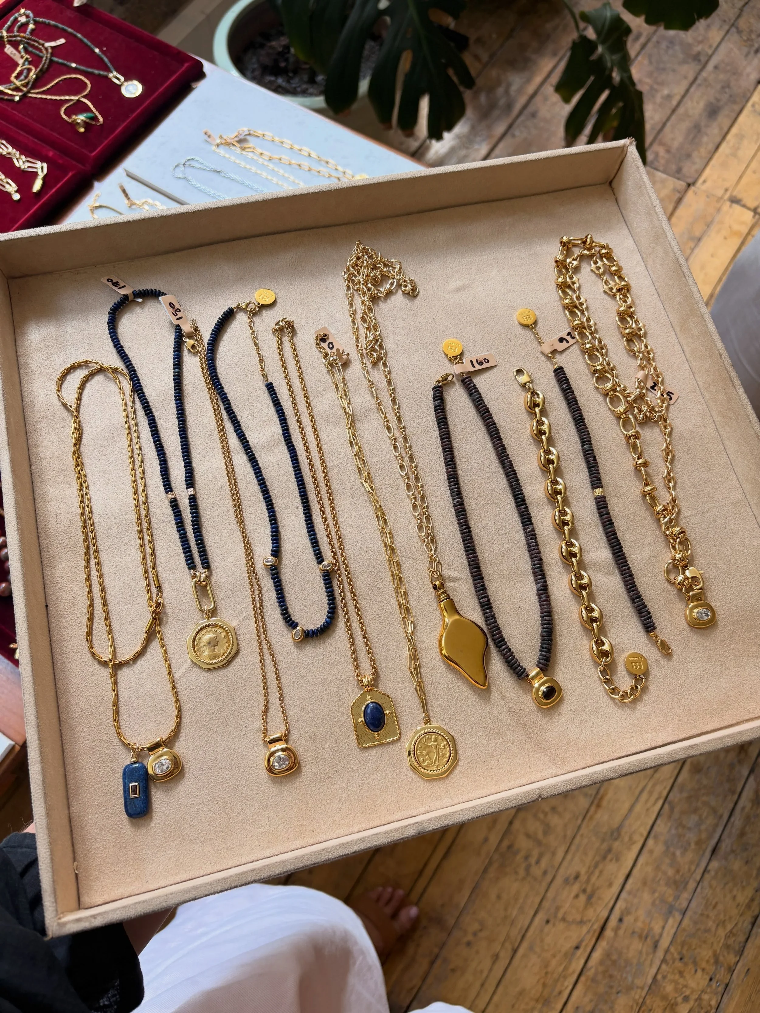 Putting pretty selections together is our forte - we love seeing what you buy! ✨