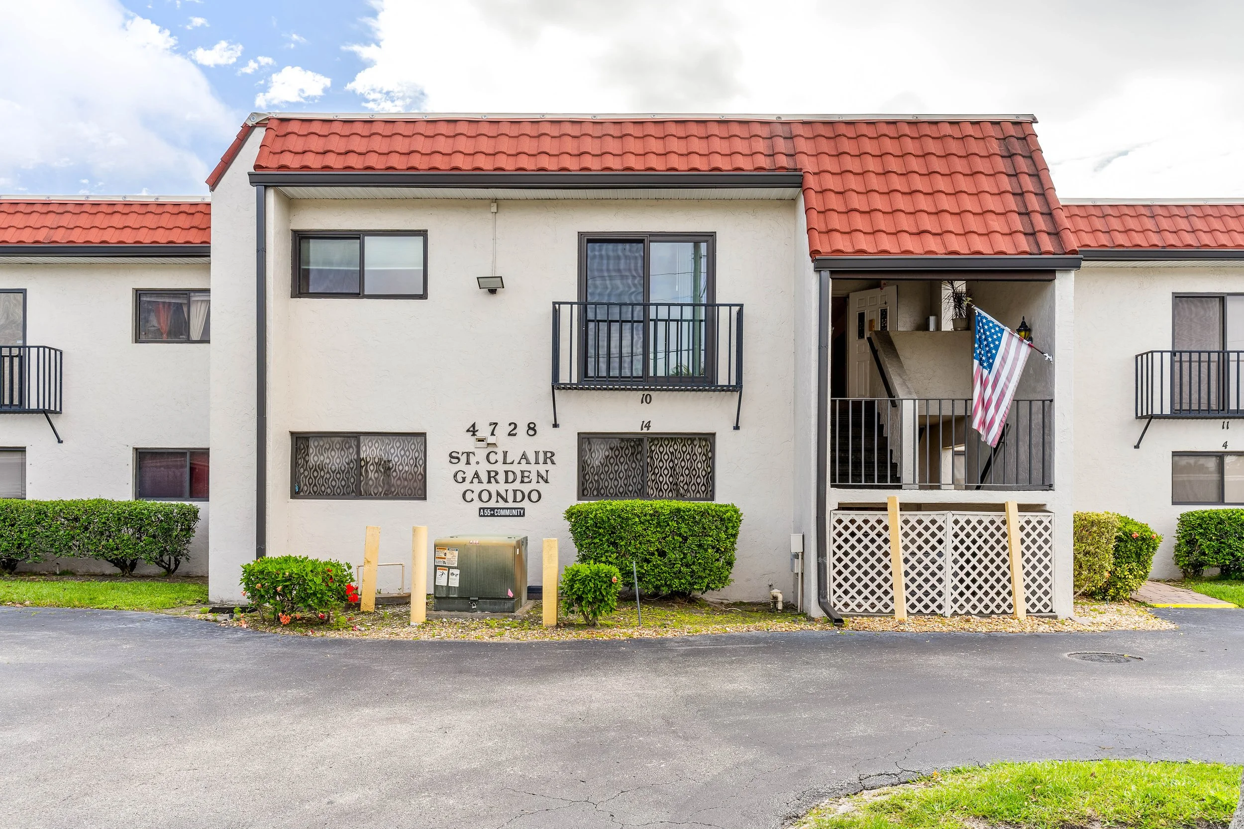 4728 Orange Grove #10 North Fort Myers