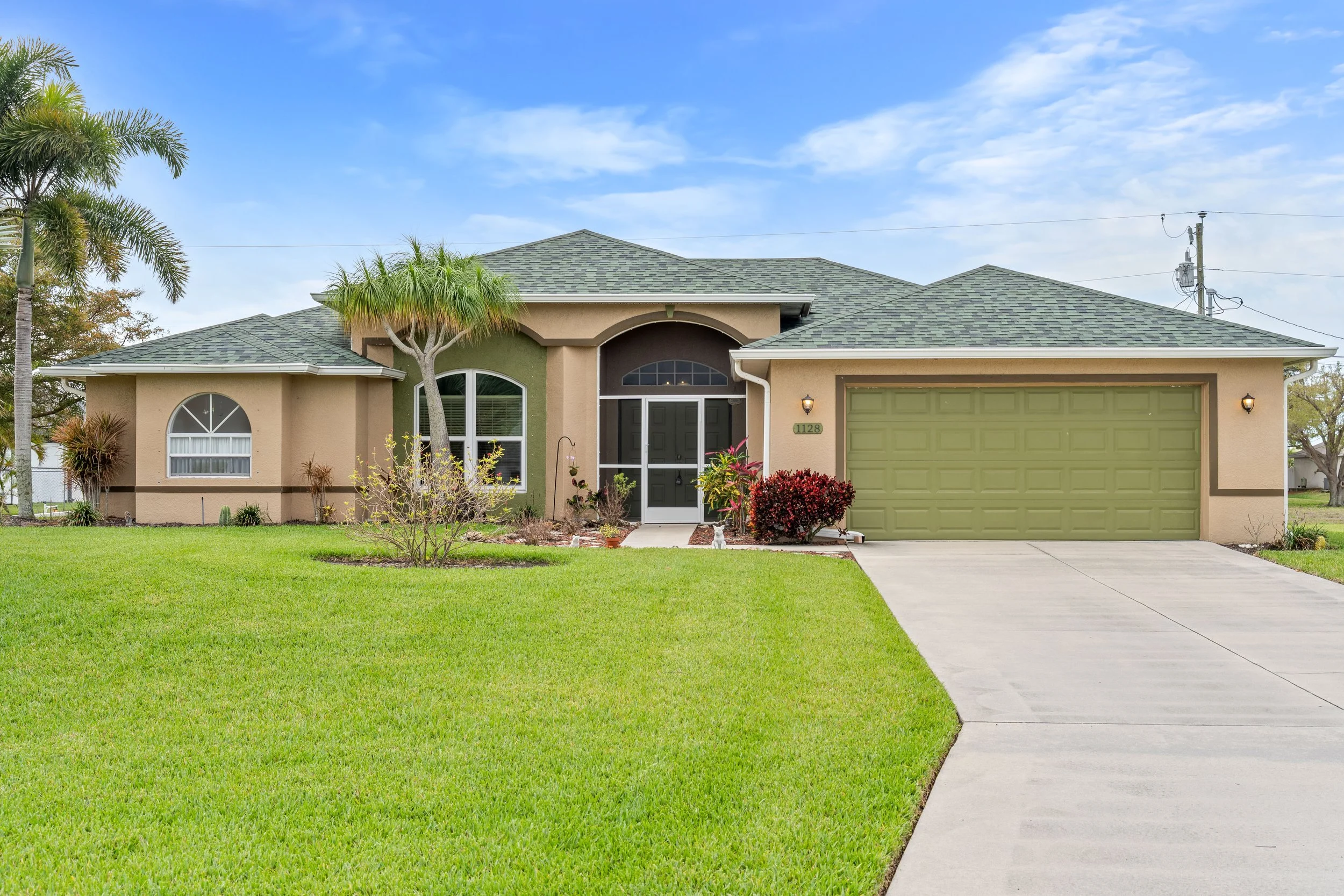 1128 SW 41st. Ter. Cape Coral
