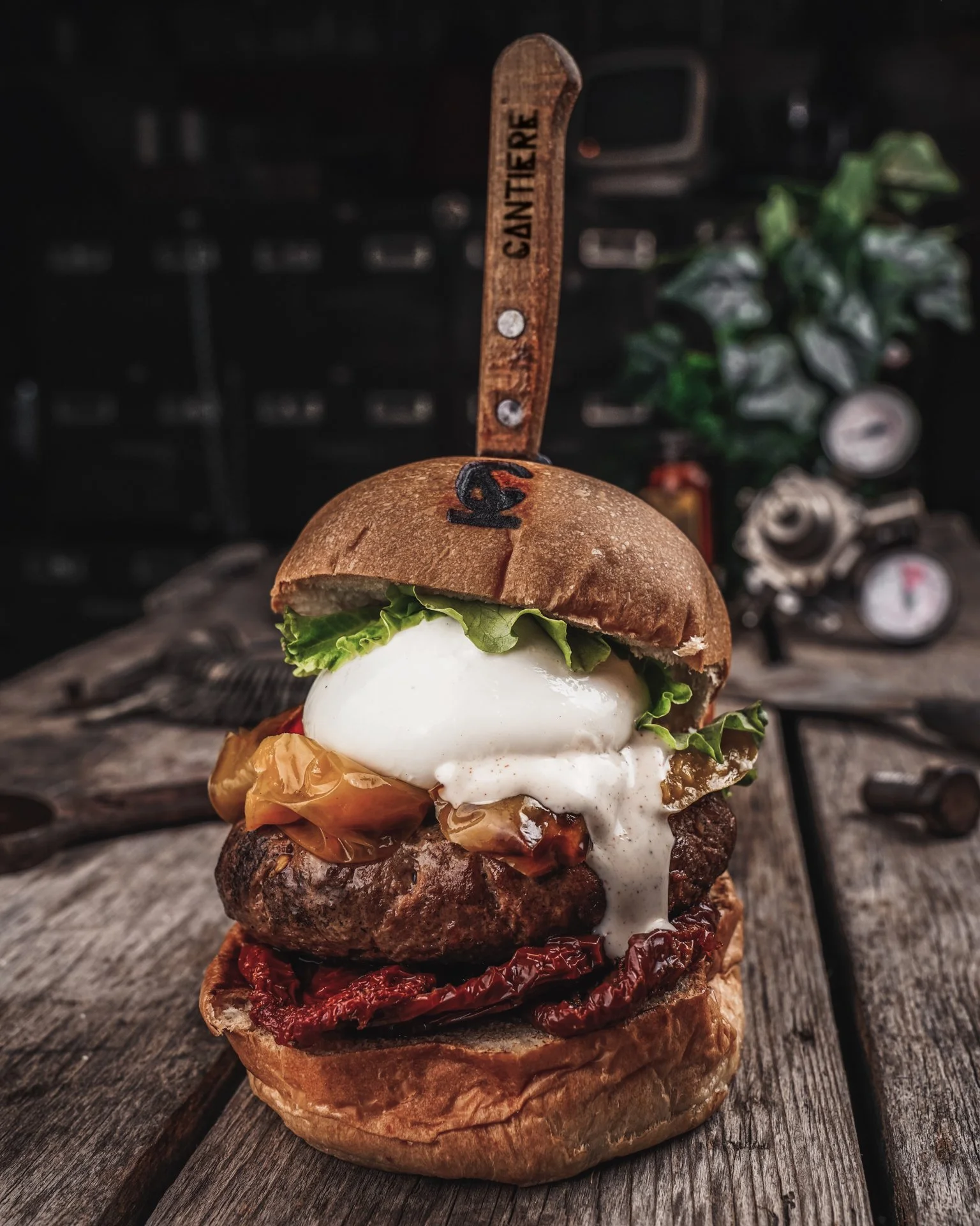 Photo & Graphic Service