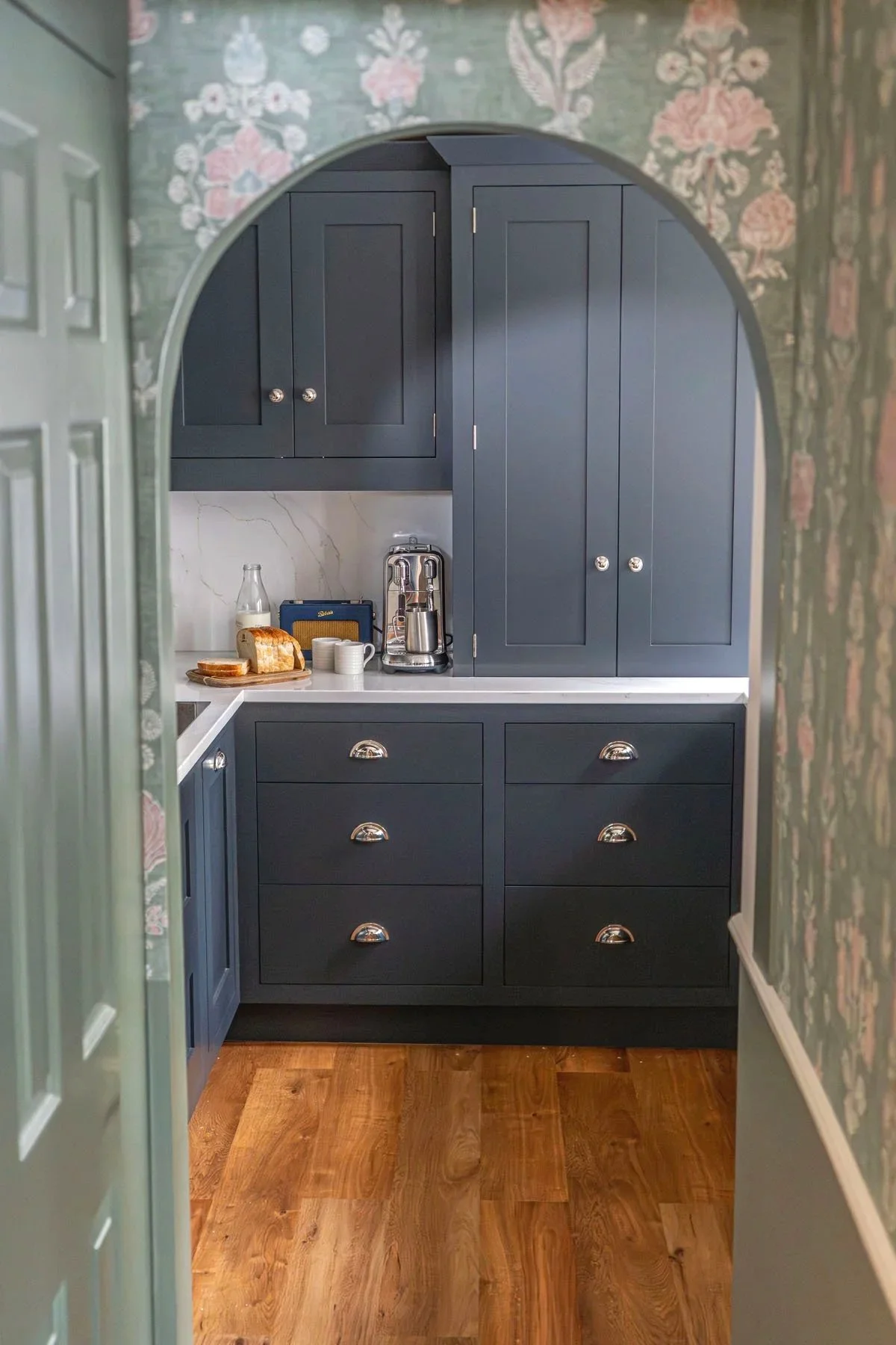 2.+Charlotte+stuart+Interiors+Tom+Howley+Kitchen+.jpg