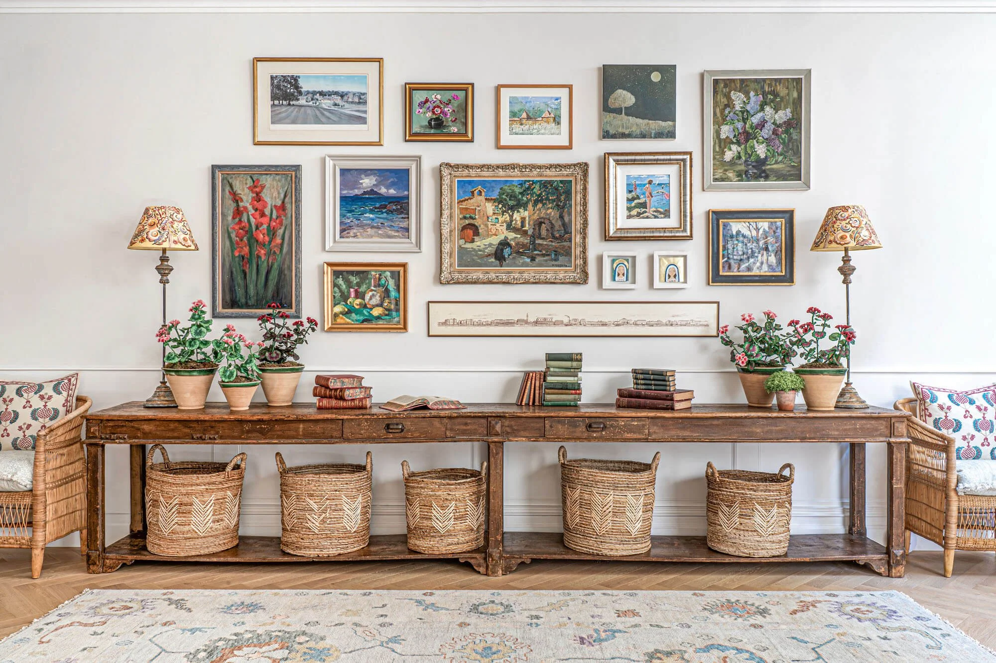 gallery-wall-papergeraniums -charlotte-stuart-interiors.jpg