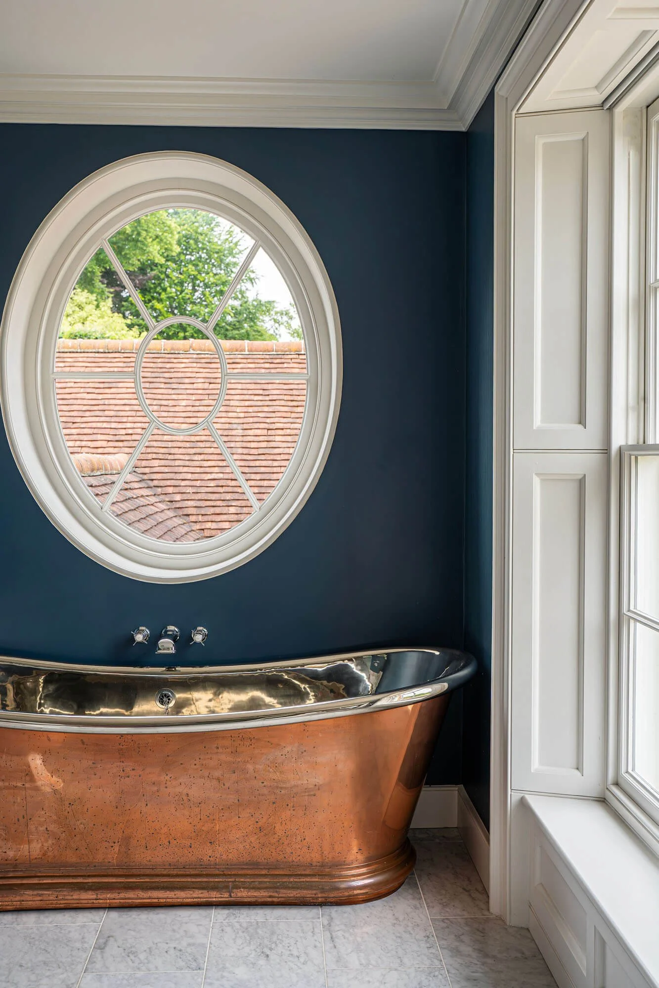 farrow-&-ball-stiffkey-blue-copper-bath-georgian-bathroom .jpg