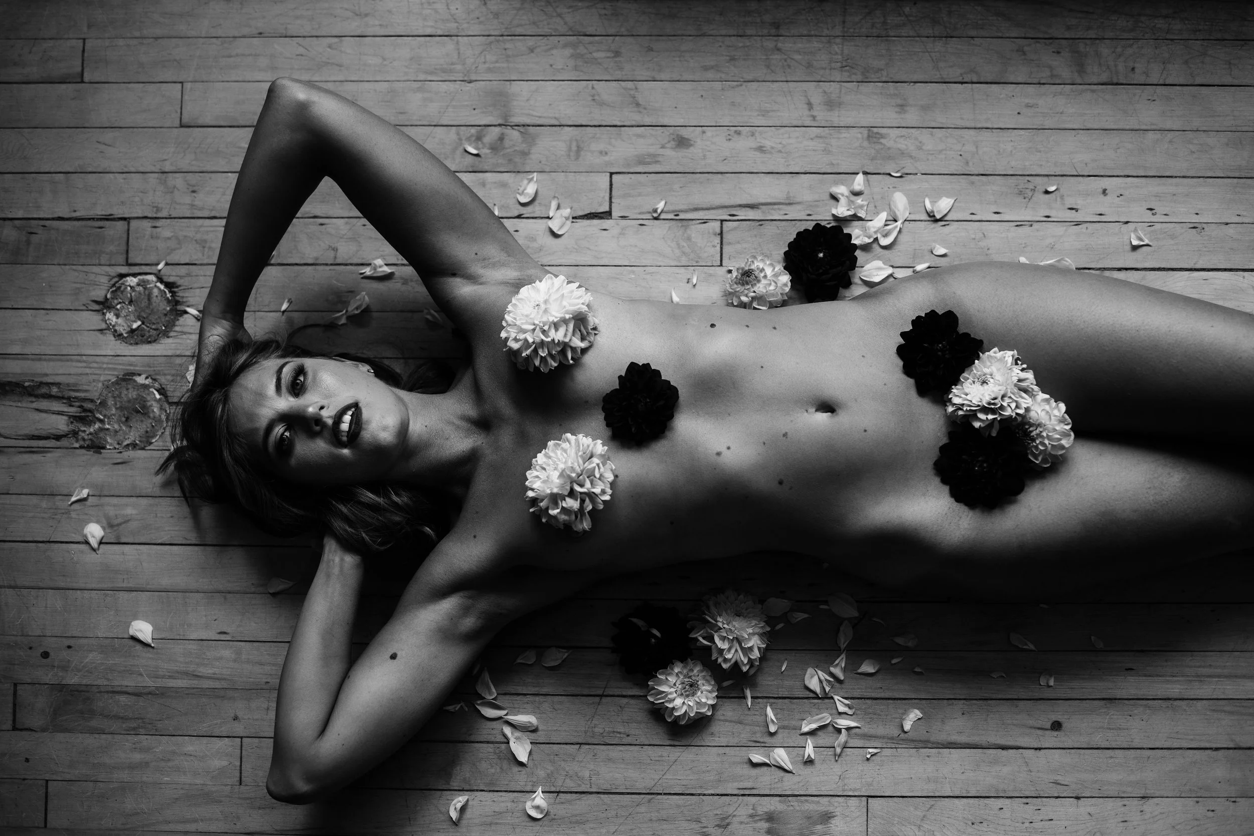MeganErnst_Boudoir'21-57.jpg