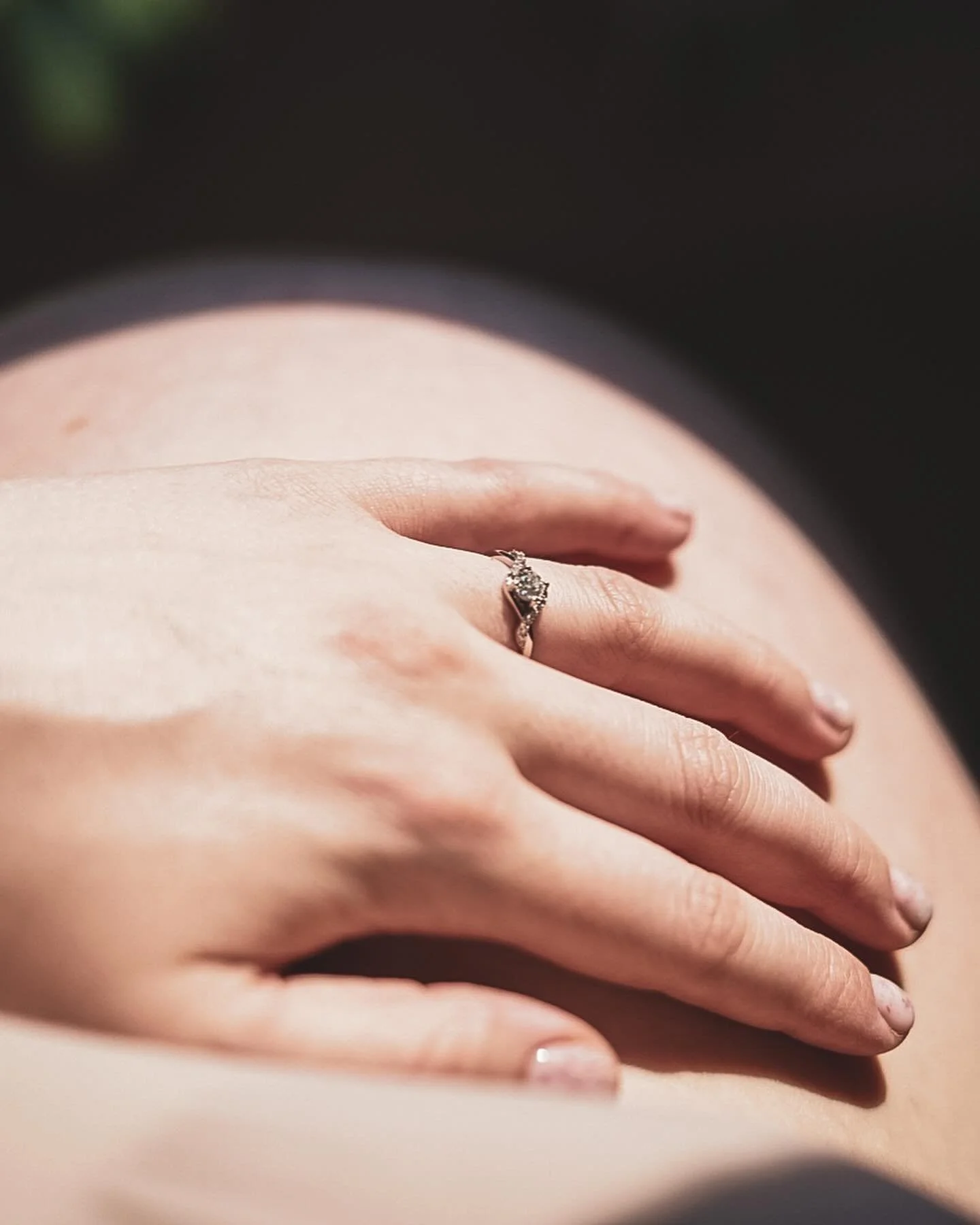 Posledn&iacute; půlrok plnej v&scaron;eho možn&yacute;ho, ale nejv&iacute;c t&yacute;hle mal&yacute; velk&yacute; l&aacute;sky ❤️ #jsemmama a taky spousta nov&yacute; fotoinspirace 🤩 #fotkyzesupliku #newbornphotography #newbornpraha #focenimiminek