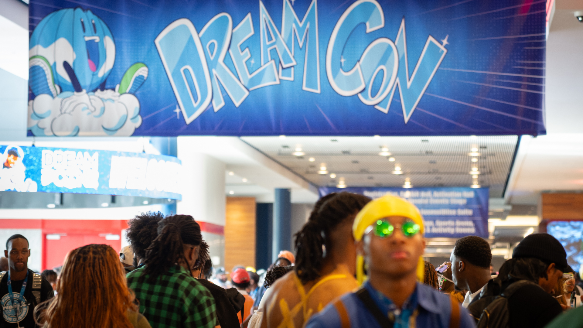 The Dream Con Experience of a Mental Health Professional 