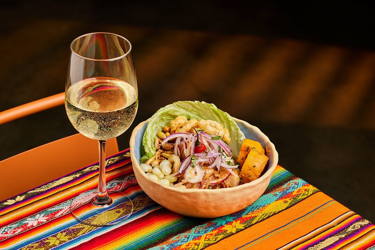 🐟 Love the perfect pairing of ceviche and wine? 🌮🍋🥂 Ceviche, a refreshing and tangy seafood dish, complements the flavors of a glass of wine beautifully. The acidity in ceviche enhances the fruity notes of white wines, while the citrusy flavors i