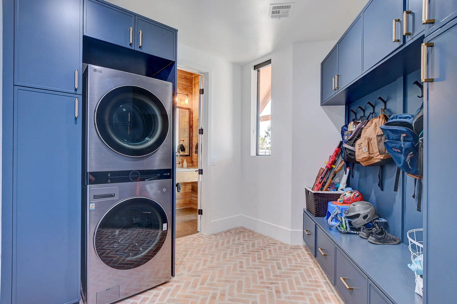 7315-La-Madre-Way-Interior_65.jpg