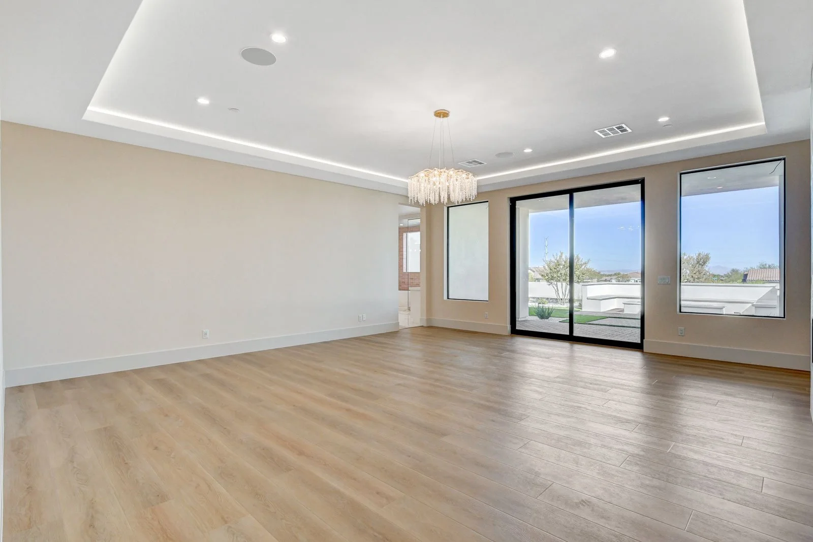 8765-Hickam-Ave_42.jpg