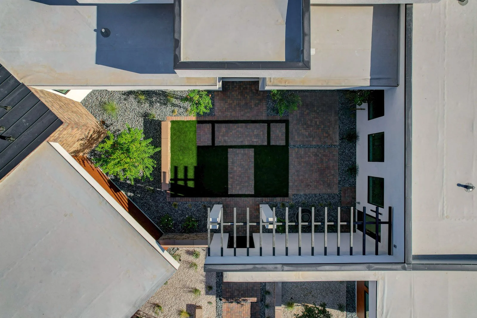 8765-Hickam-Ave_95.jpg