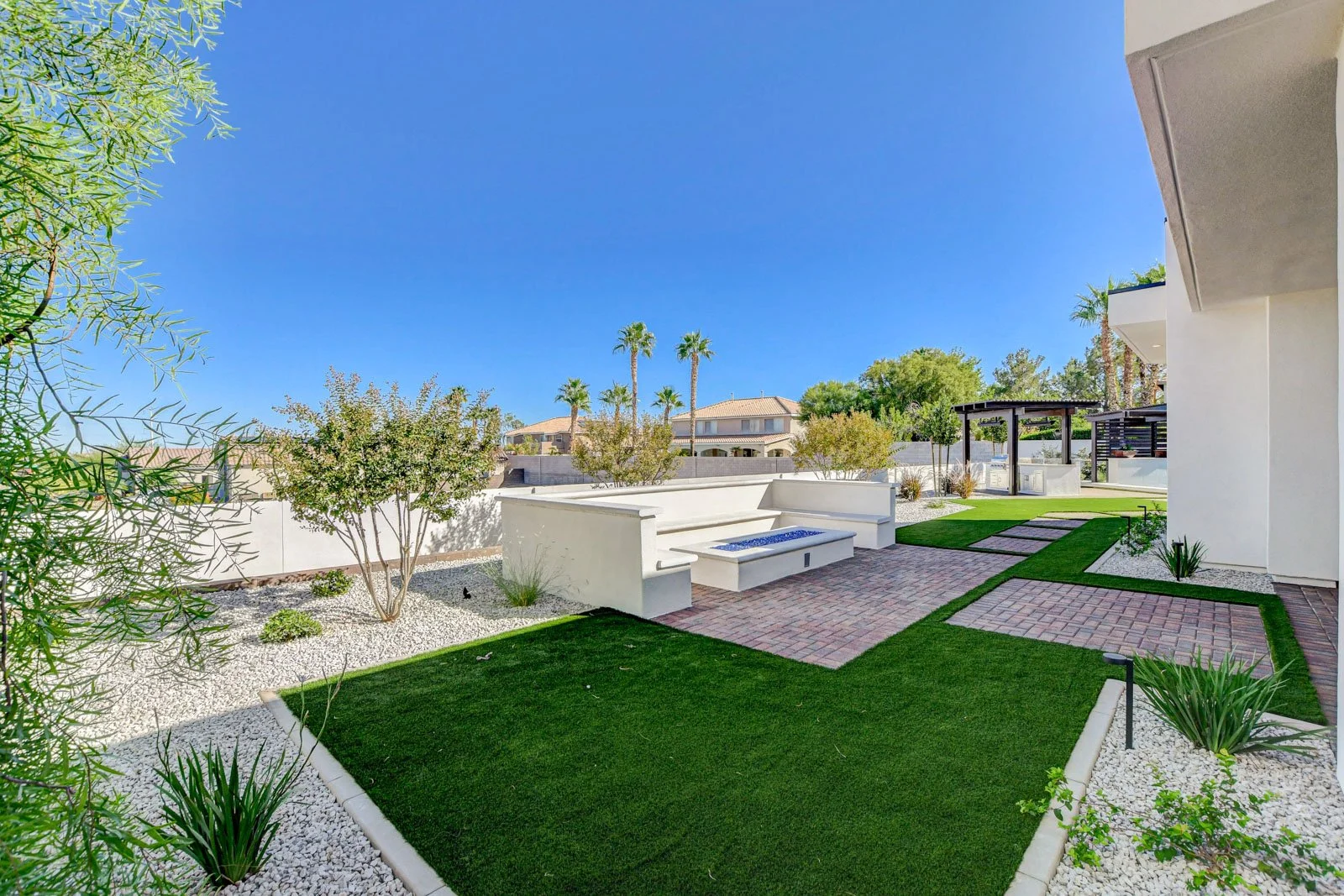 8765-Hickam-Ave_67.jpg