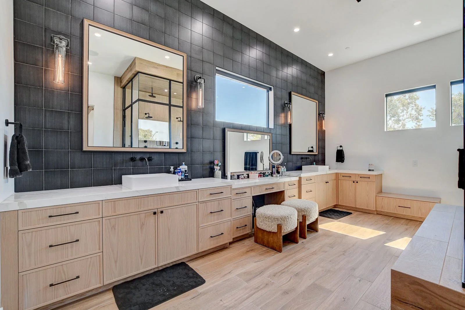 7315-La-Madre-Way-Interior_49.jpg