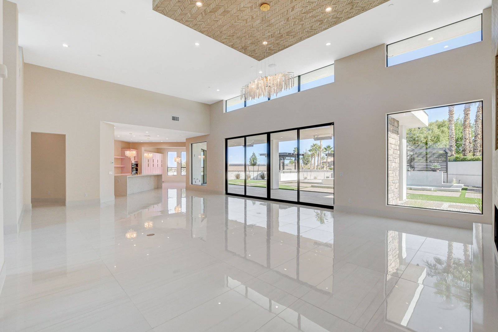 8765-Hickam-Ave_08.jpg