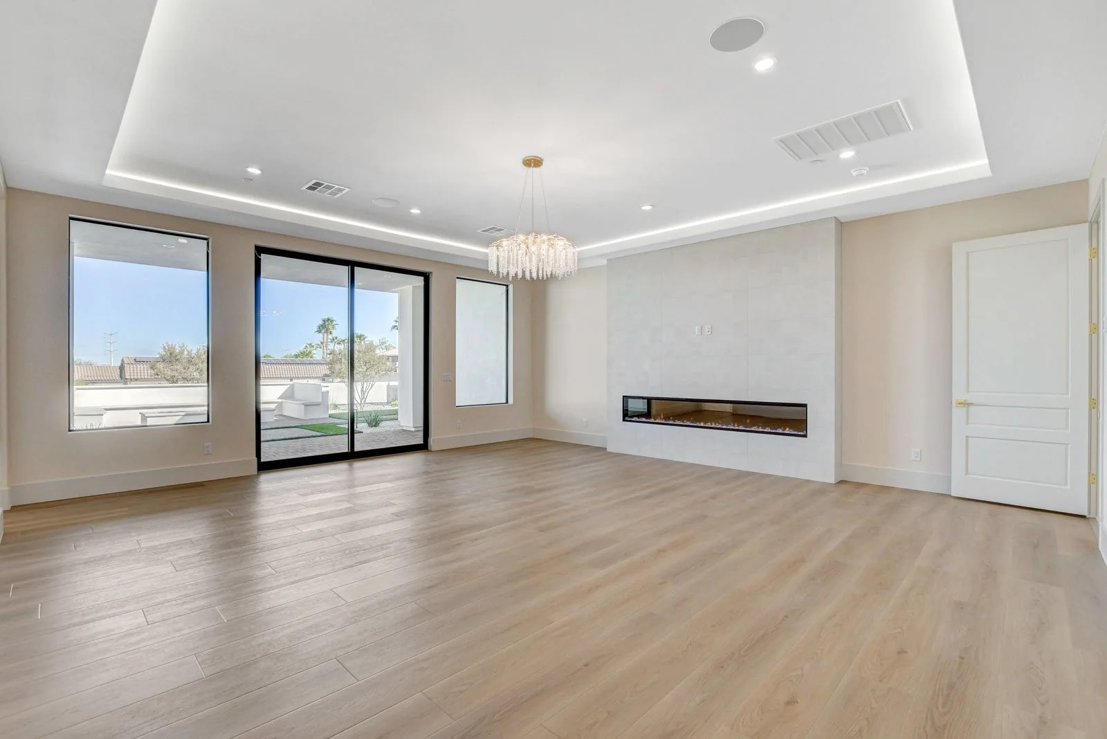 8765-Hickam-Ave_43.jpg