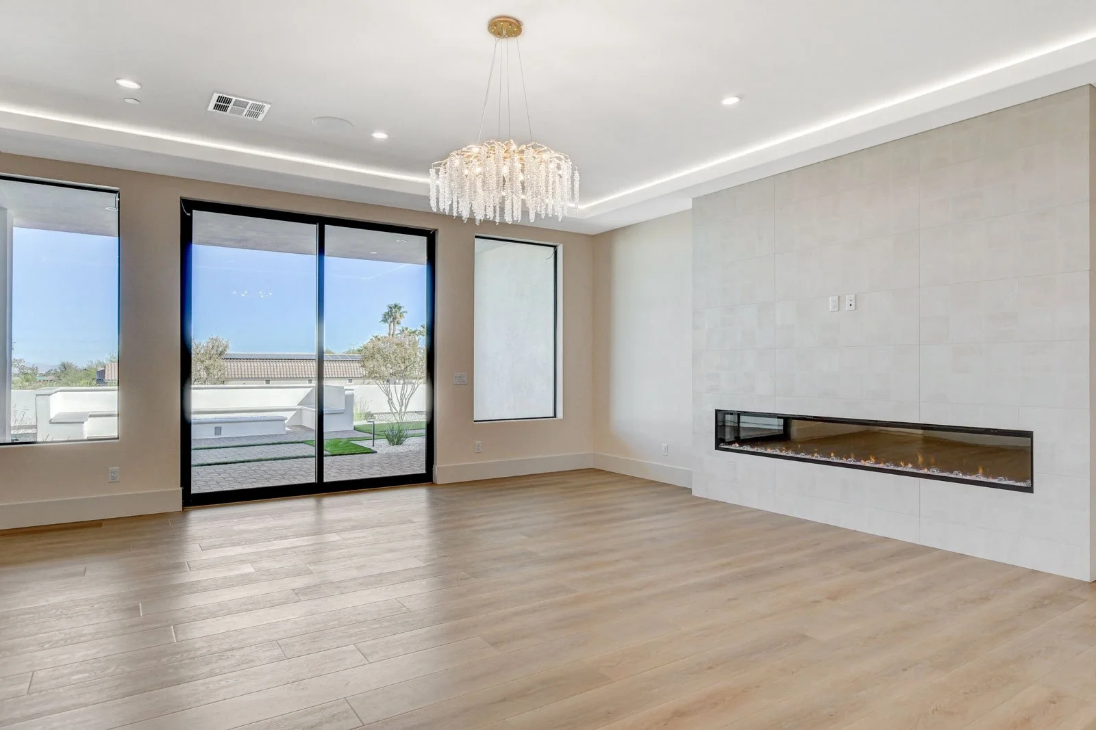 8765-Hickam-Ave_45.jpg