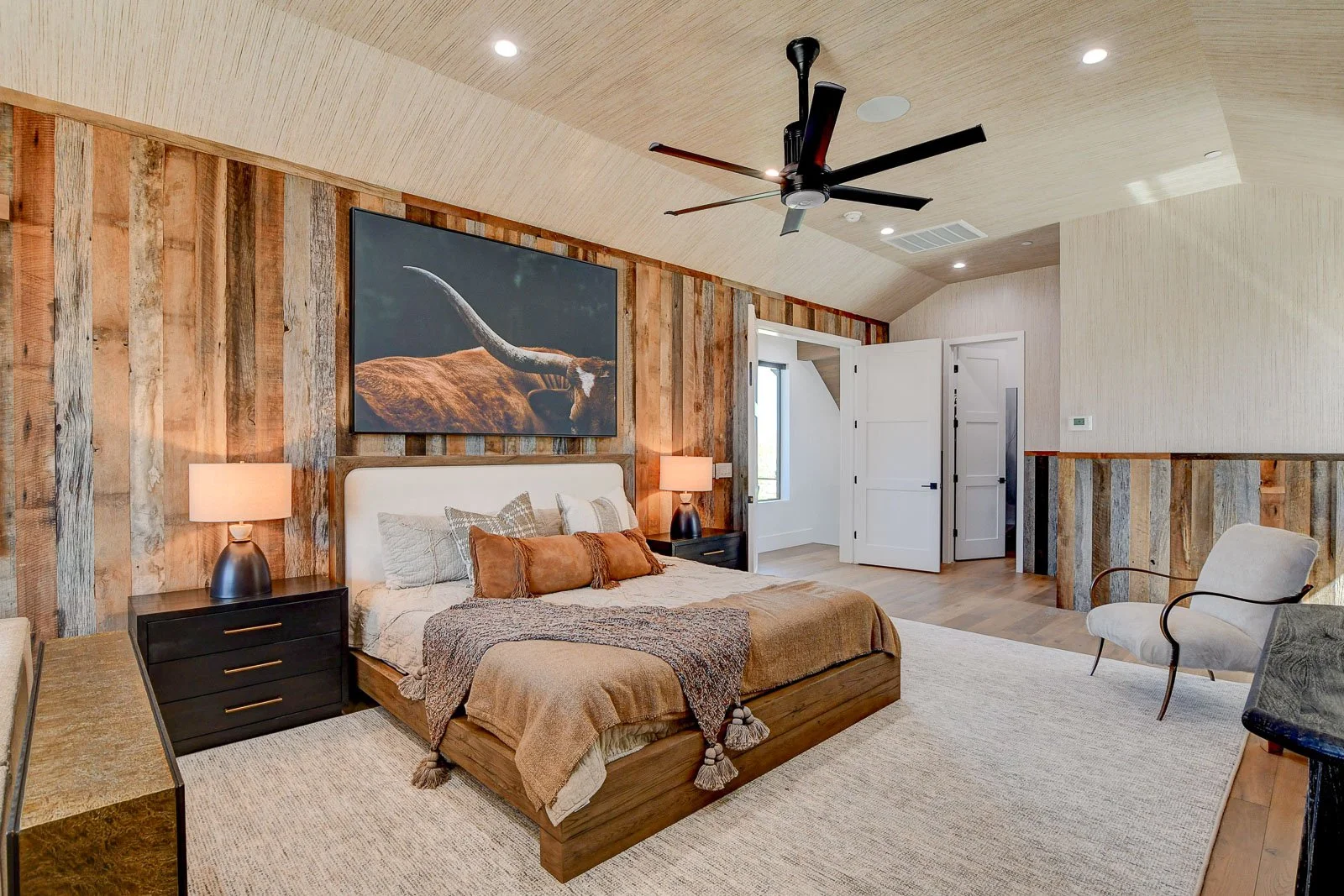7315-La-Madre-Way-Interior_34.jpg