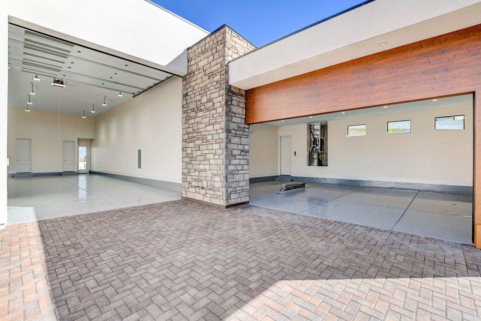 8765-Hickam-Ave_62.jpg