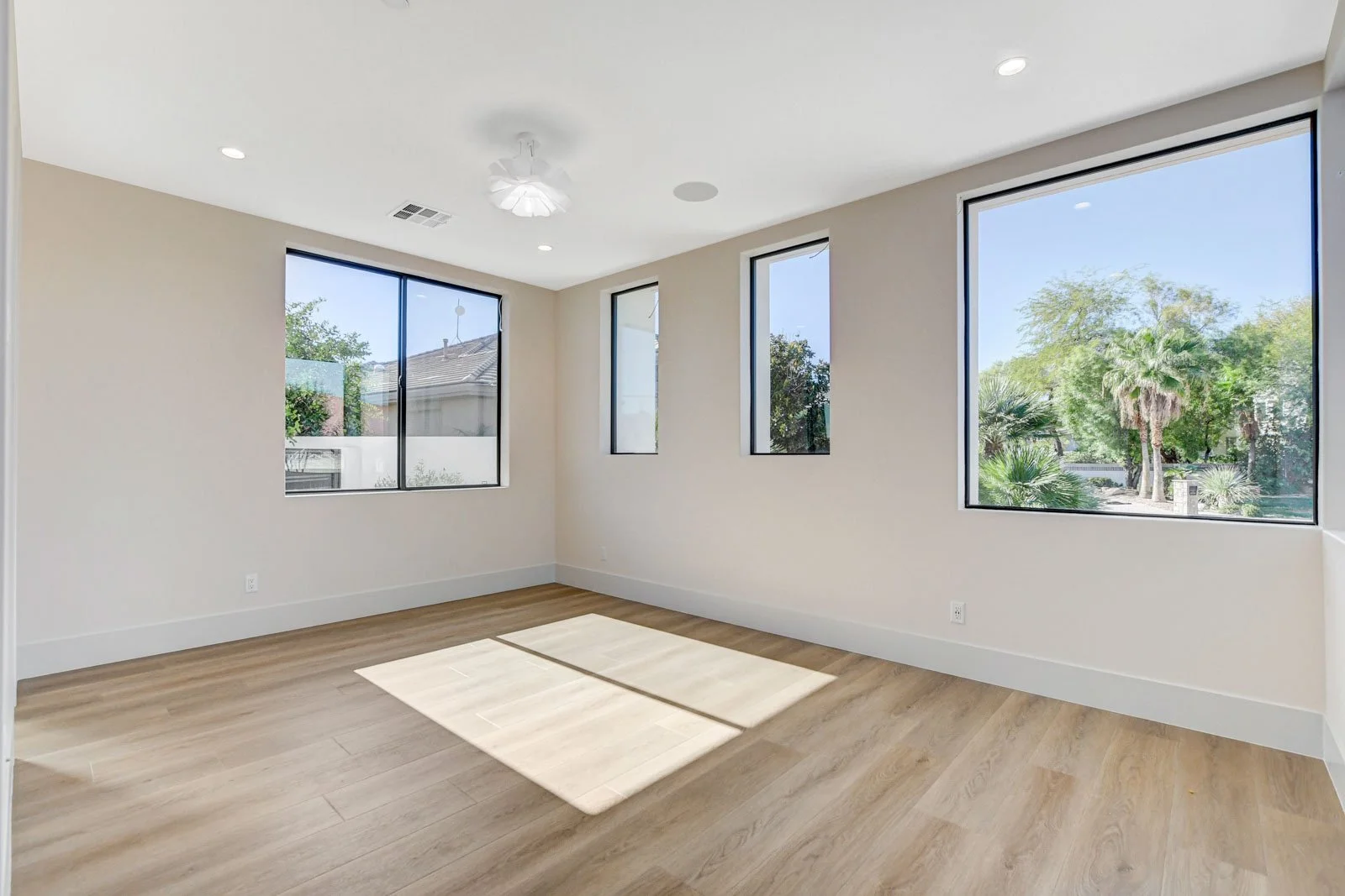 8765-Hickam-Ave_34.jpg