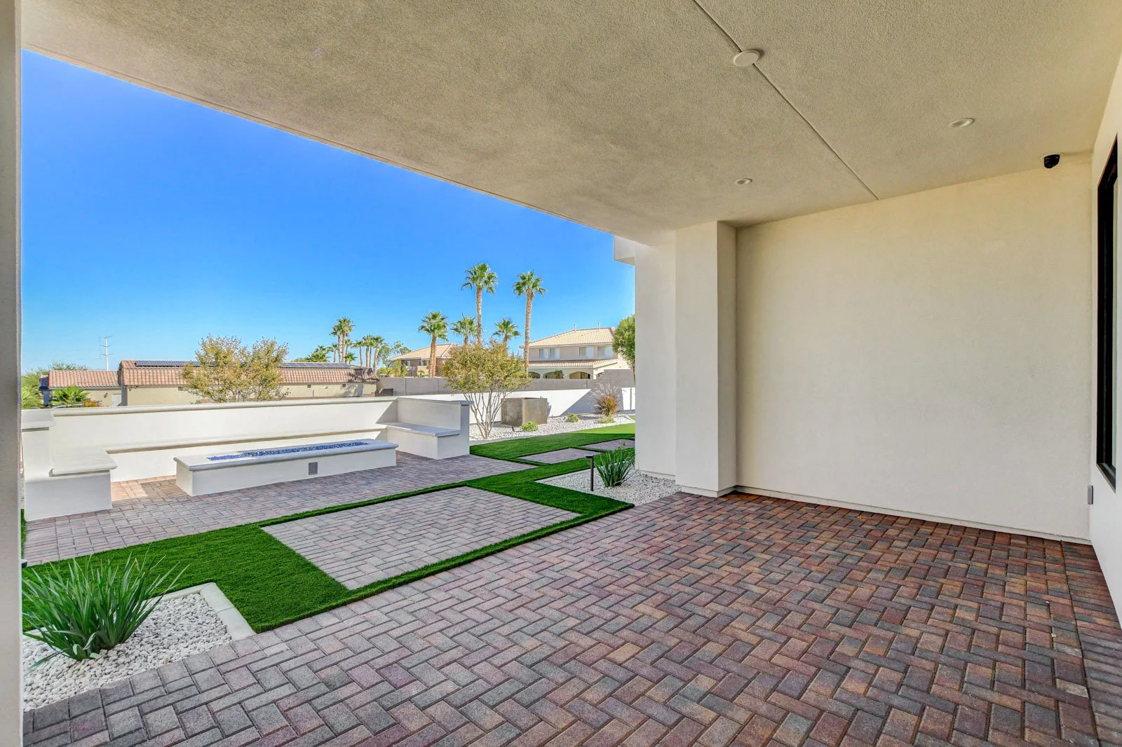 8765-Hickam-Ave_68.jpg