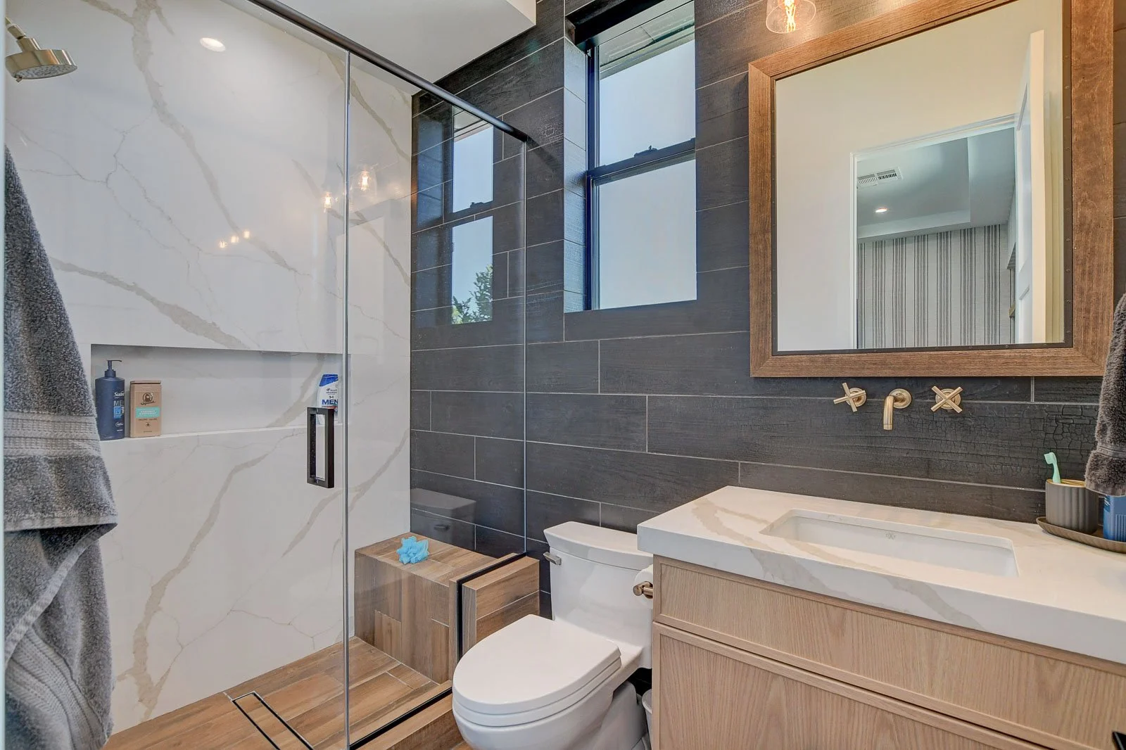 7315-La-Madre-Way-Interior_44.jpg