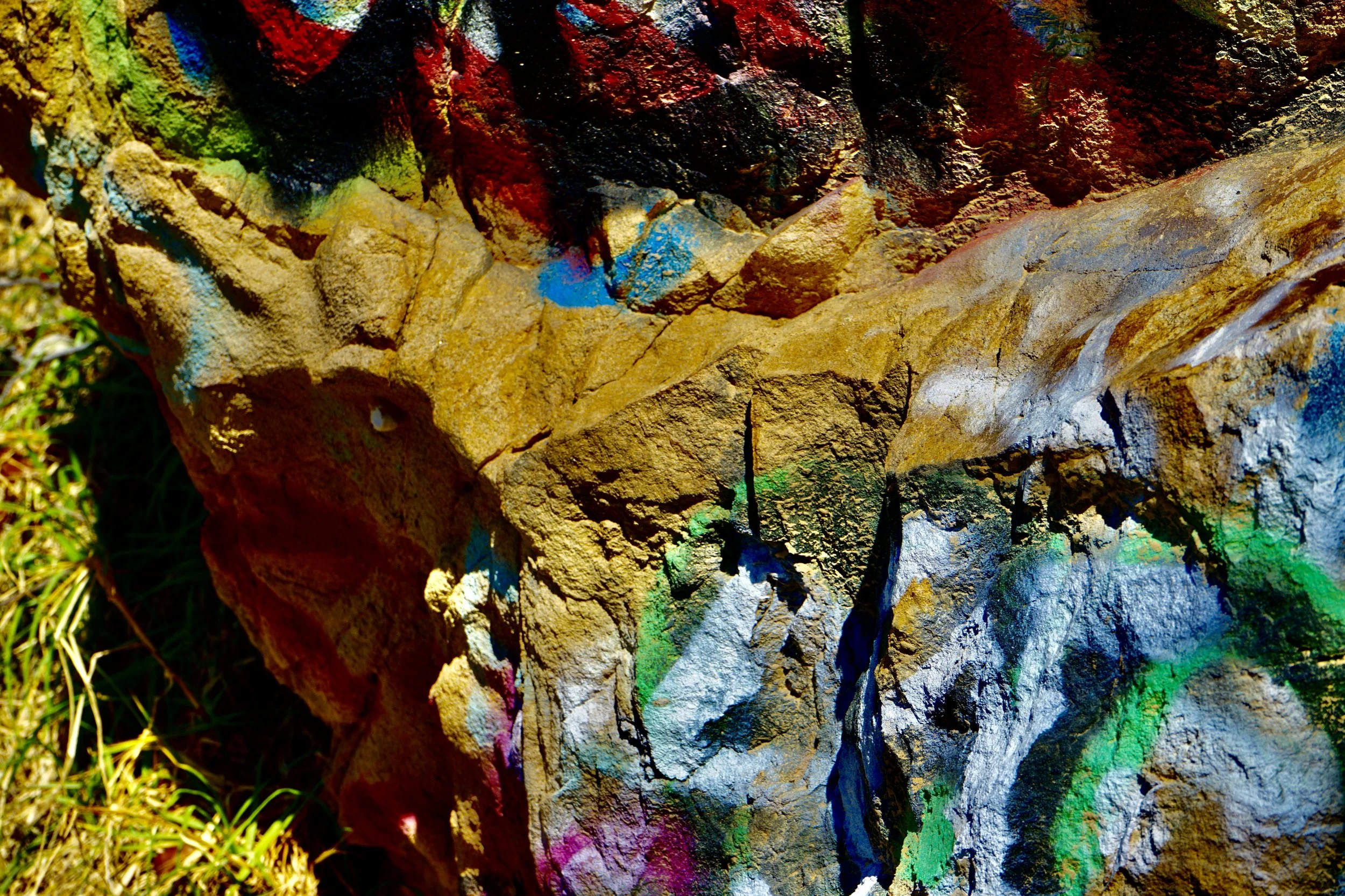 Graffiti abs.JPG