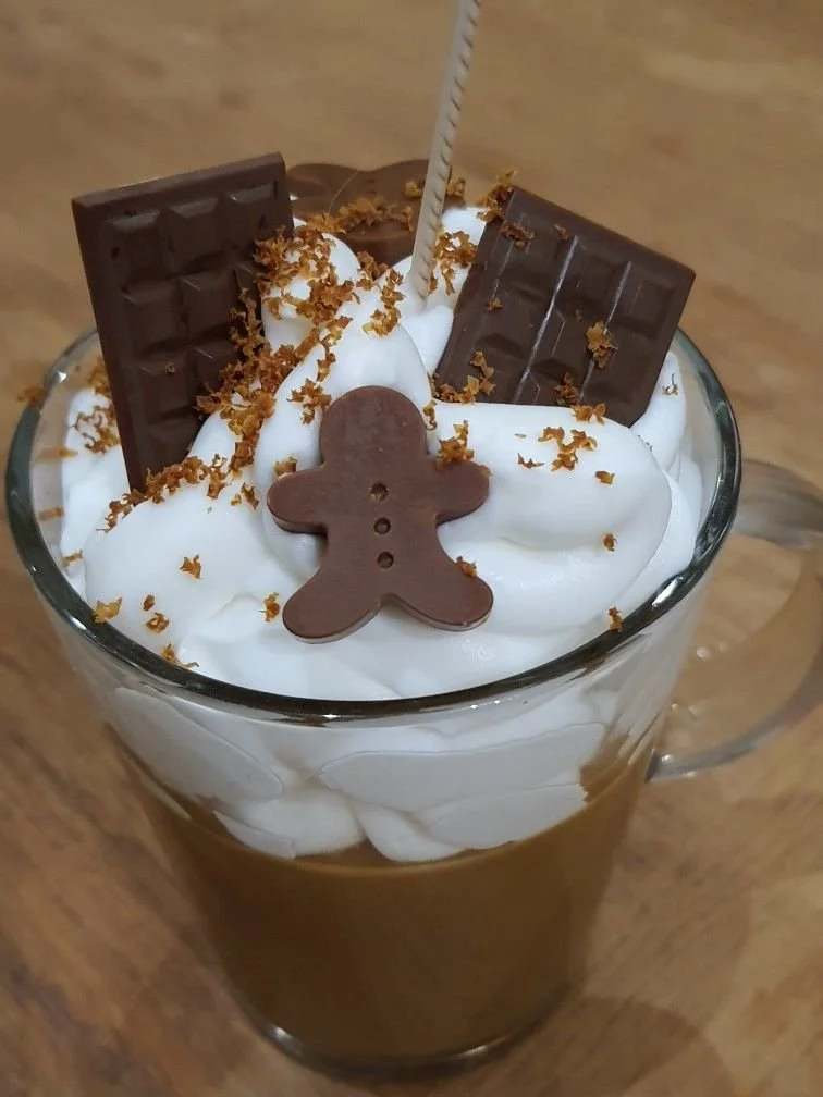 christmas dessert candle.jpg