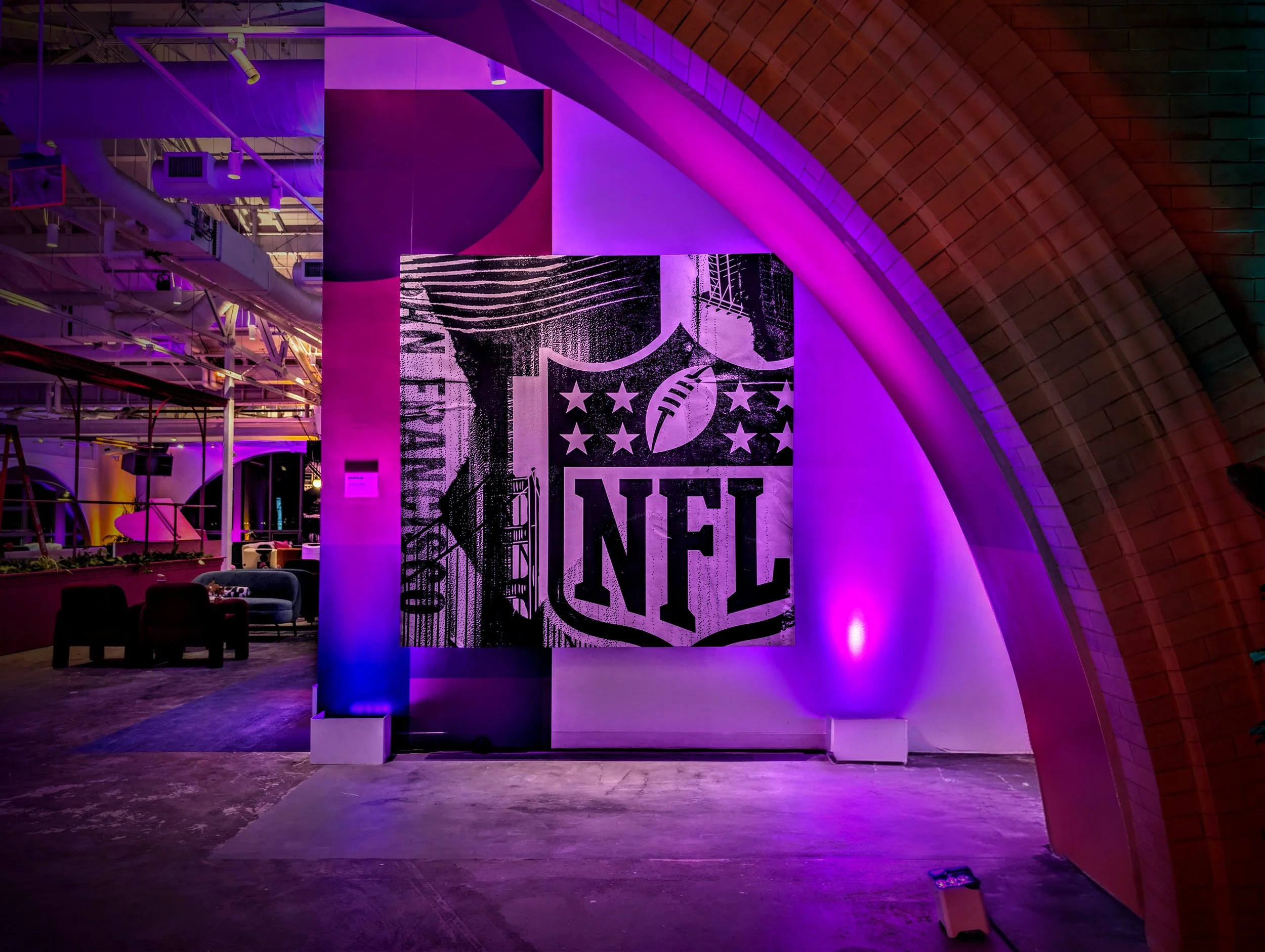 NFL House LX