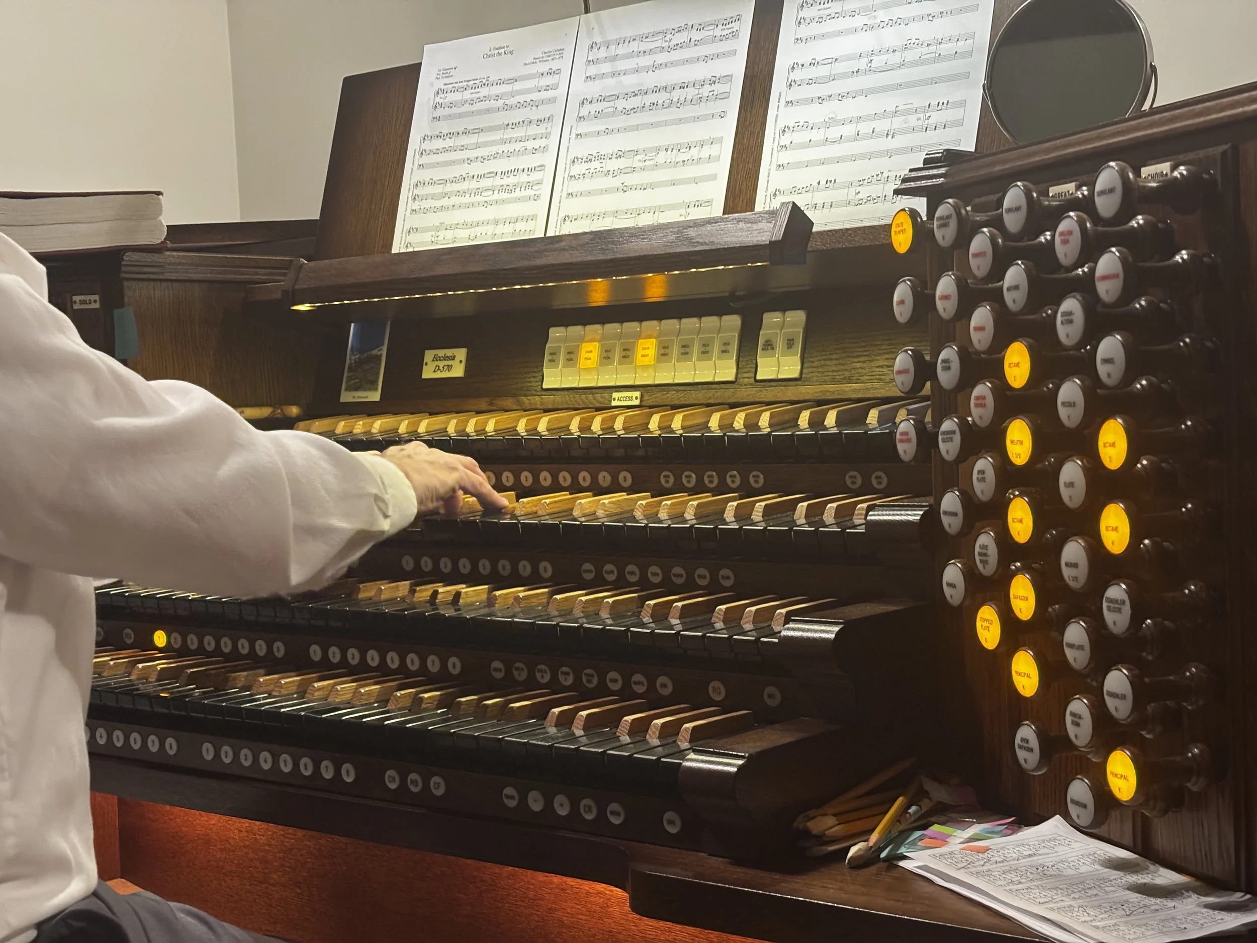 organist hard at work