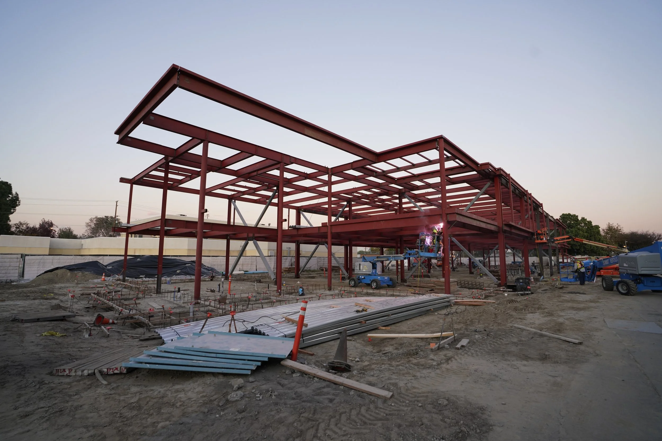 ELC — SARK Inc. │Strutural Steel Fabrication│Installation
