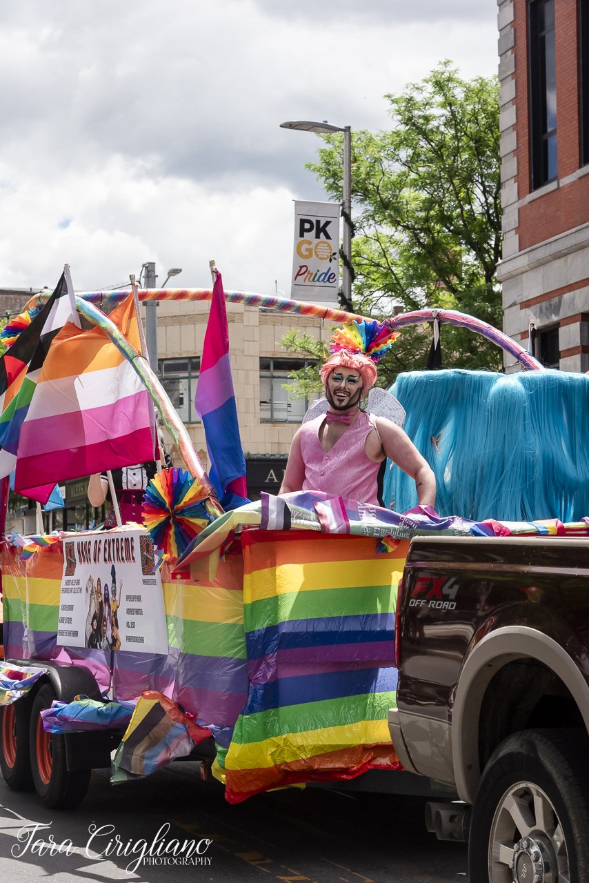 20240608-TaraCiriglianoPhotography_PoughkeepsiePride_567.jpg