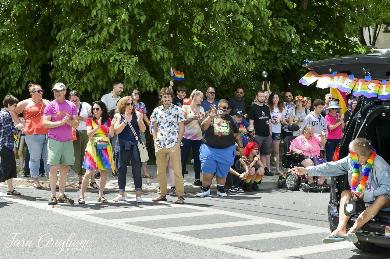 20240608-TaraCiriglianoPhotography_PoughkeepsiePride_134.jpg
