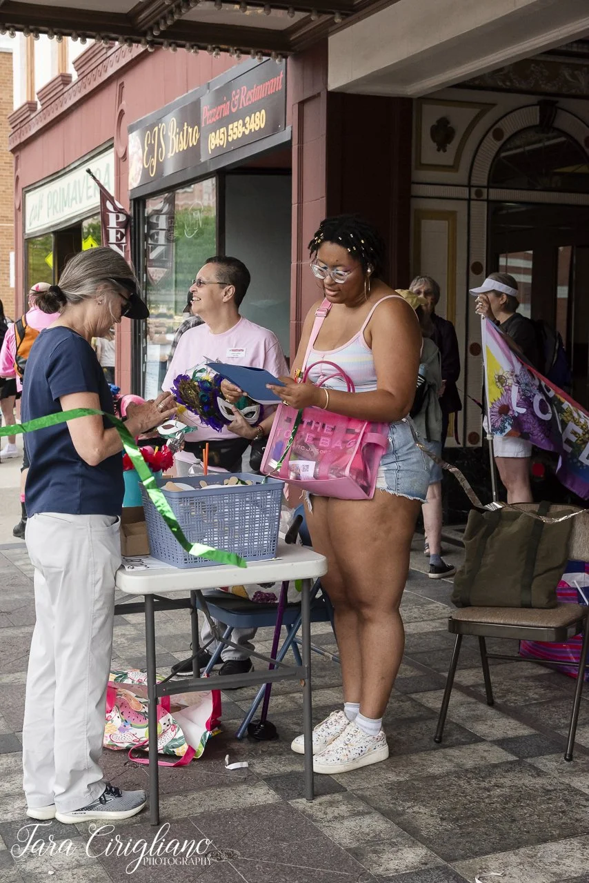 20240608-TaraCiriglianoPhotography_PoughkeepsiePride_490.jpg
