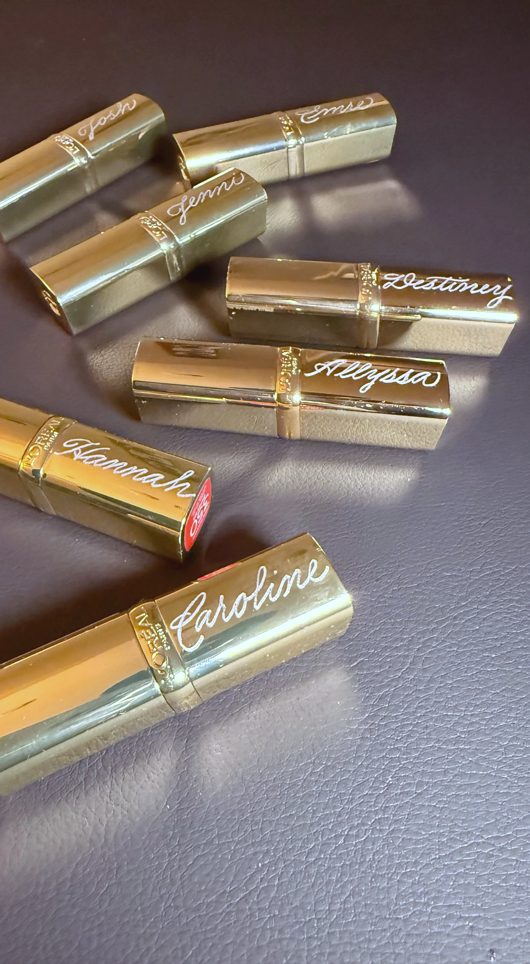 StaceyScribbling-Delaware-Calligraphy-Engraving-Bottle-Painting-PA-MD-NJ-corporateevent-engraving-devilwearsprada2launch
