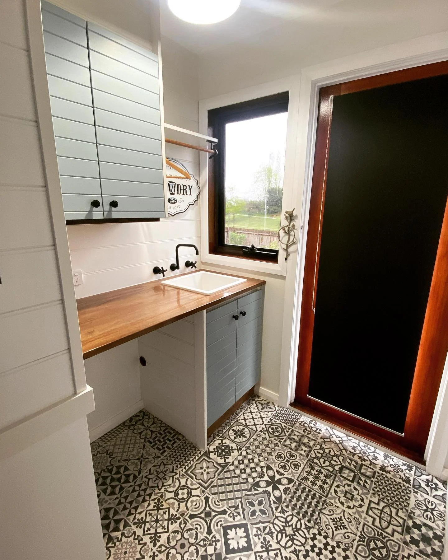 Completed photos of a laundry reno done at St.Mary&rsquo;s