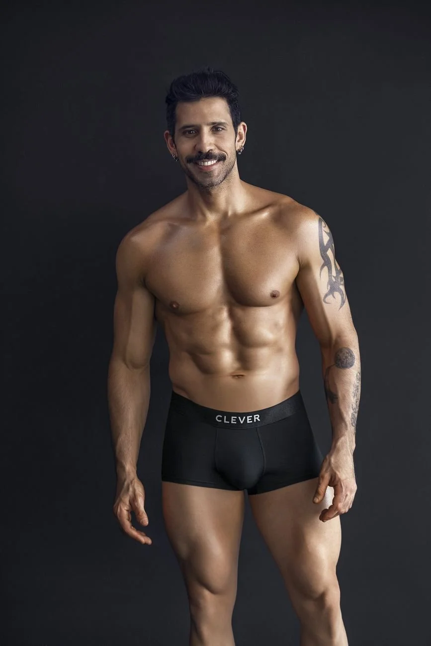 Clever_1752_Black_1 (2).jpg