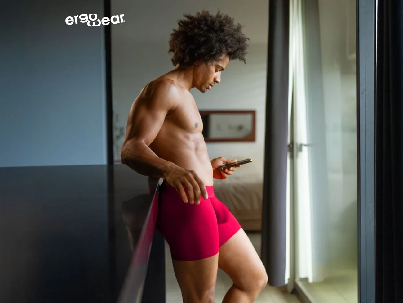 ErgoWear_EW1745_Red_1 (3).jpg