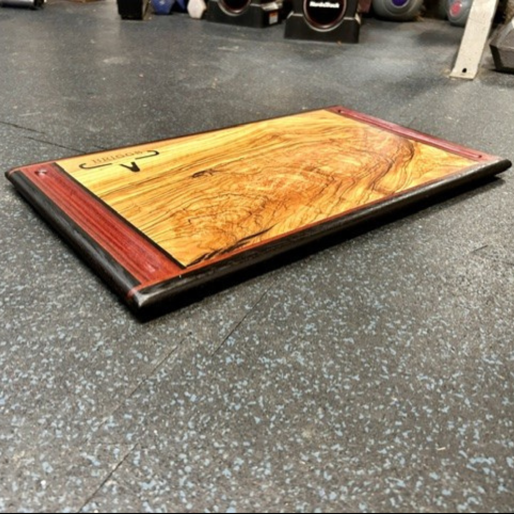 Briggs Cutting Board 6.png