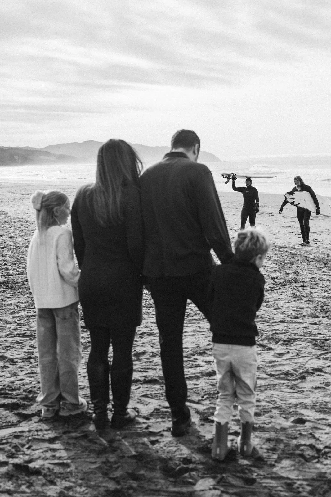 Pacific City Family Photographer Oregon (3).jpg