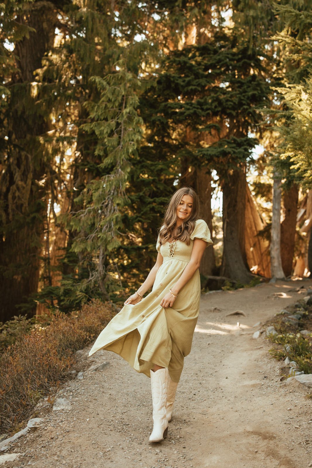 Mt Ranier Senior Photo Session Shannon Weiss Photo (22).jpg