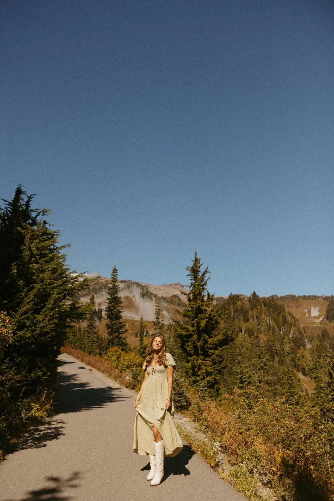 Mt Ranier Senior Photo Session Shannon Weiss Photo (40).jpg