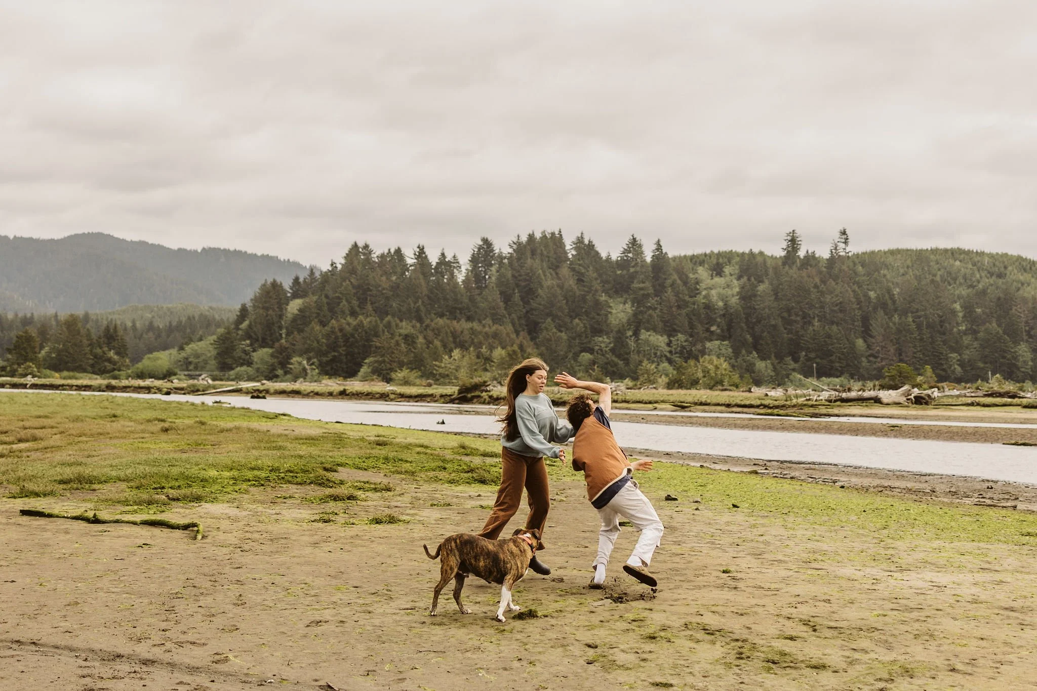Lincoln City Couples Photographer Shannon Weiss Photo (73).jpg