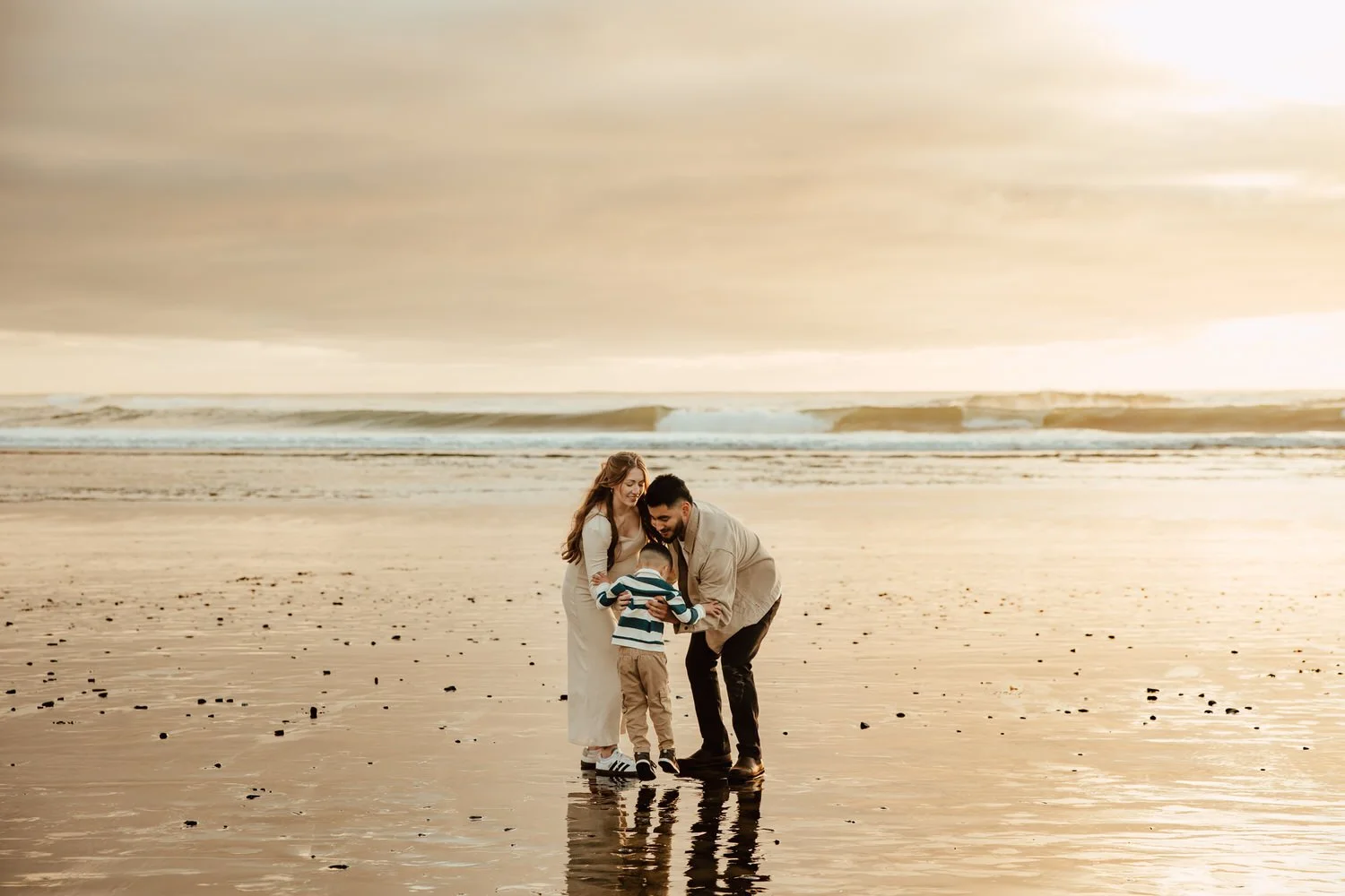 Lincoln City Family Photographer (24).jpg